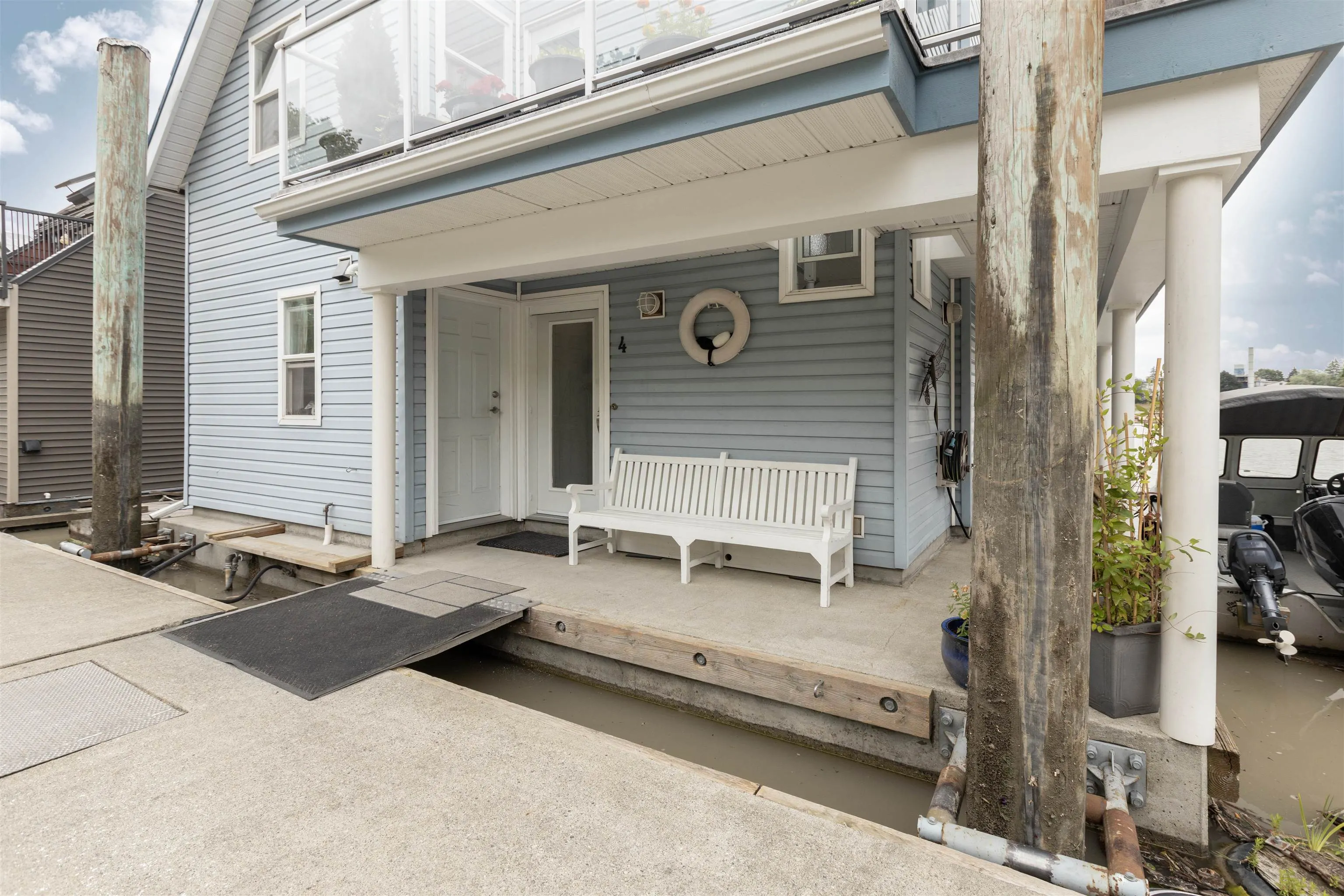 800 South Dyke Road #4