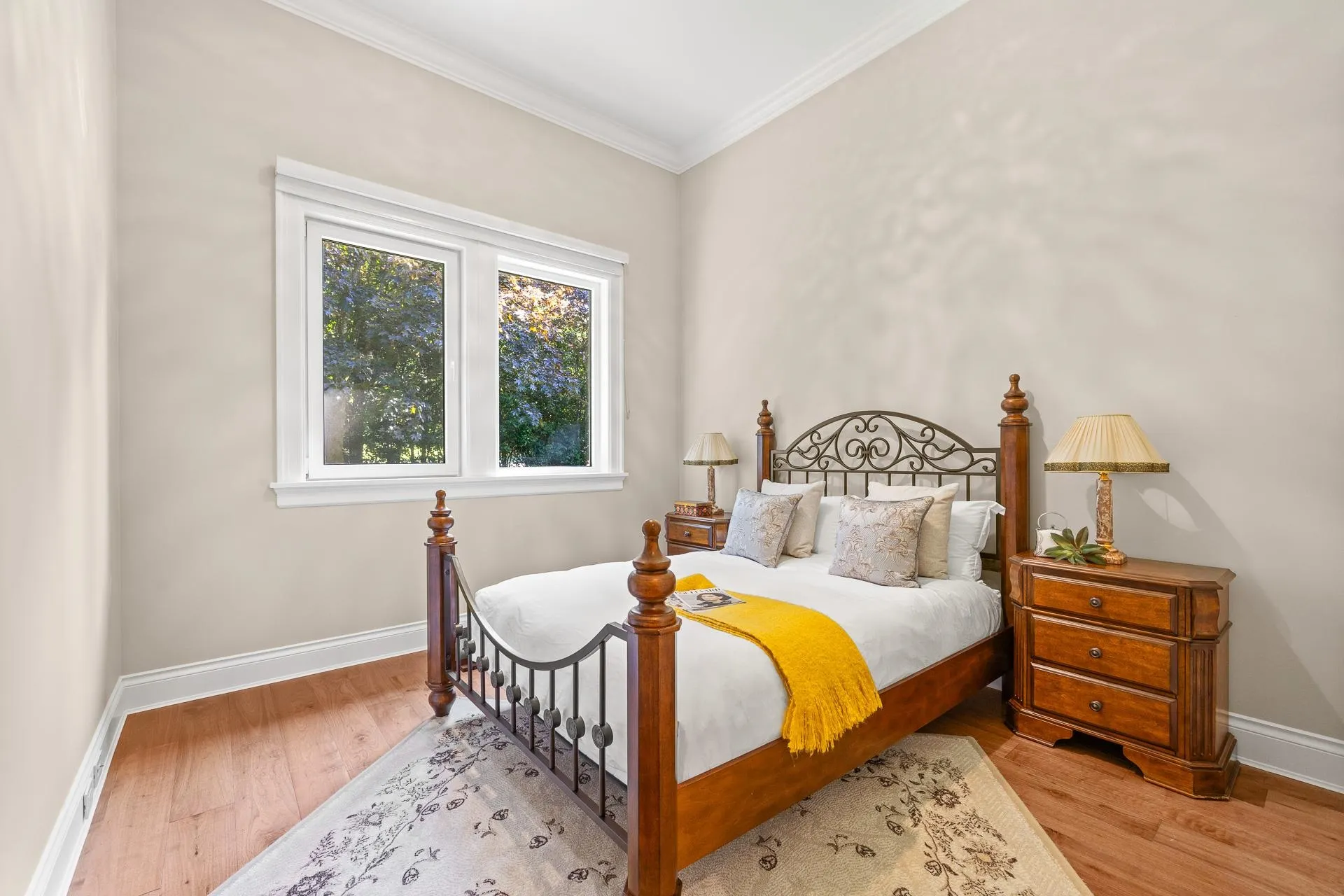 13419 Crescent Road