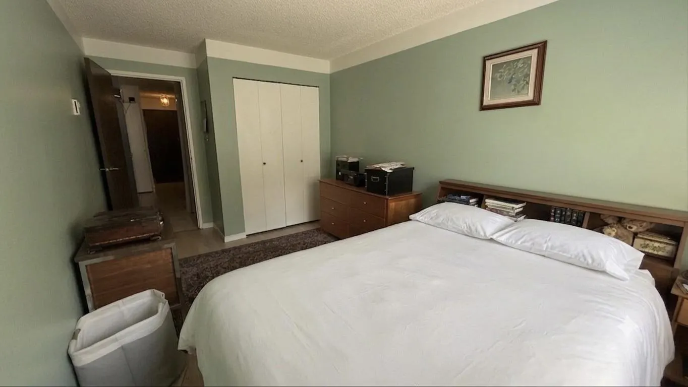 9952 149 Street #108