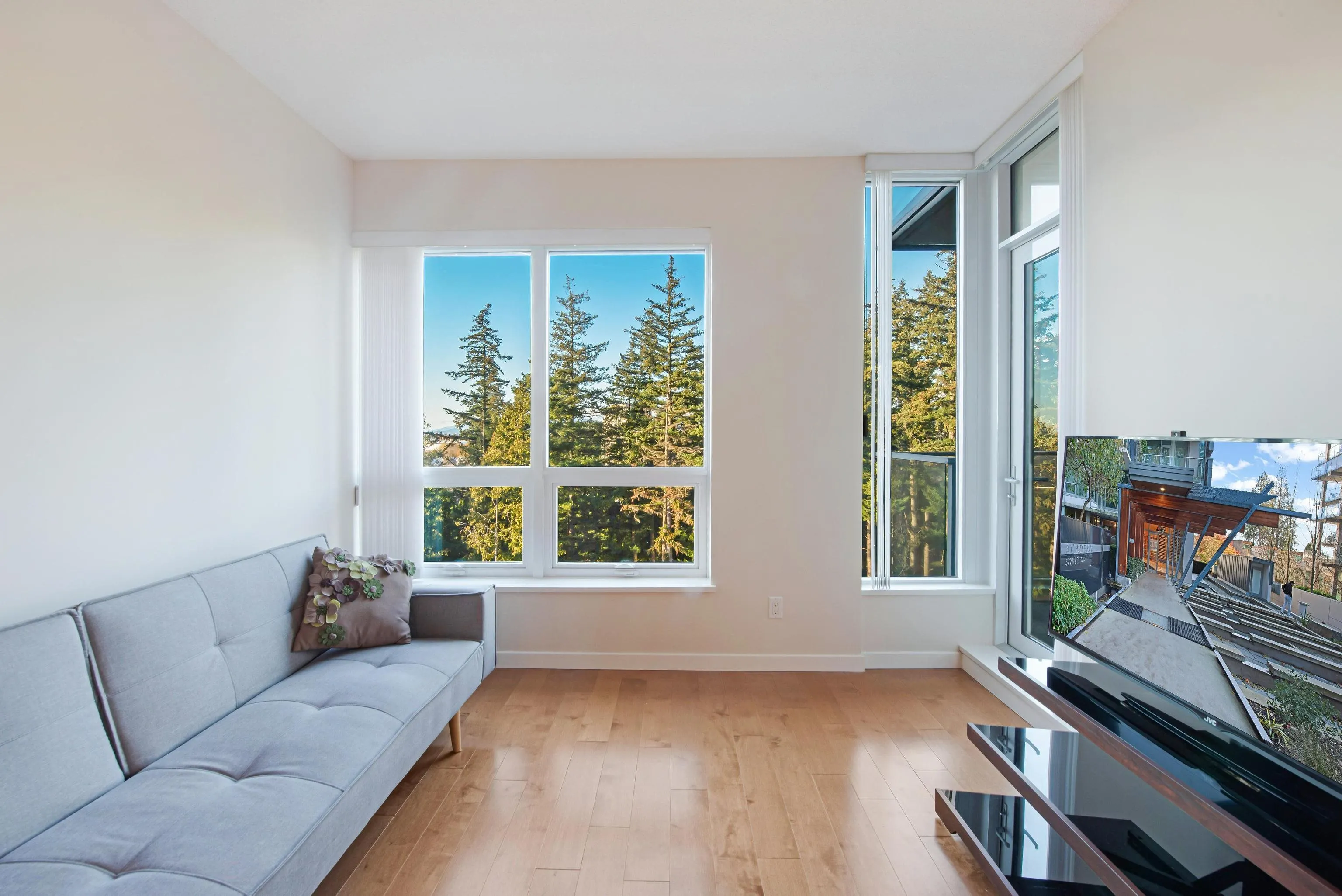 5728 Berton Avenue #1709