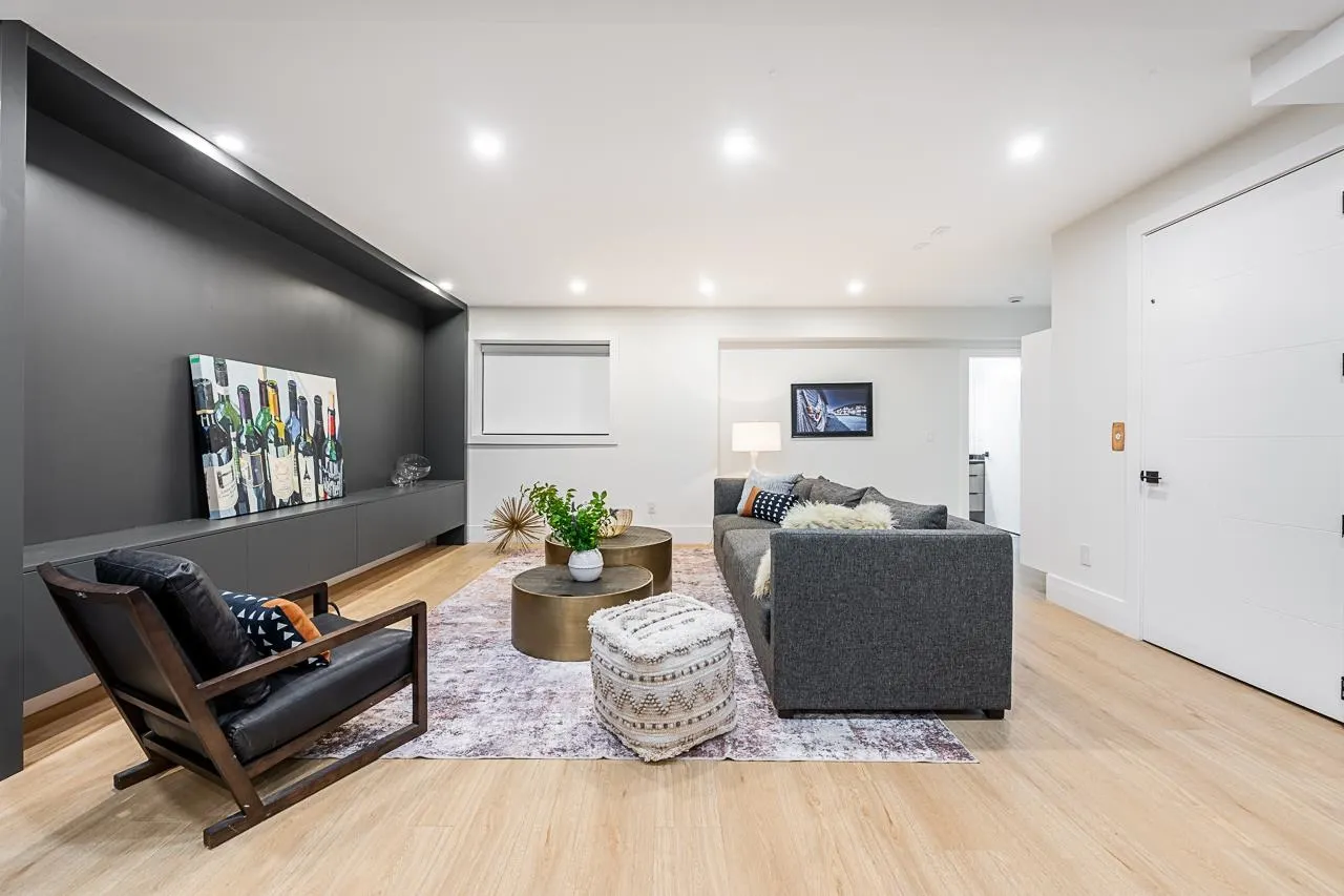 10062 174a Street