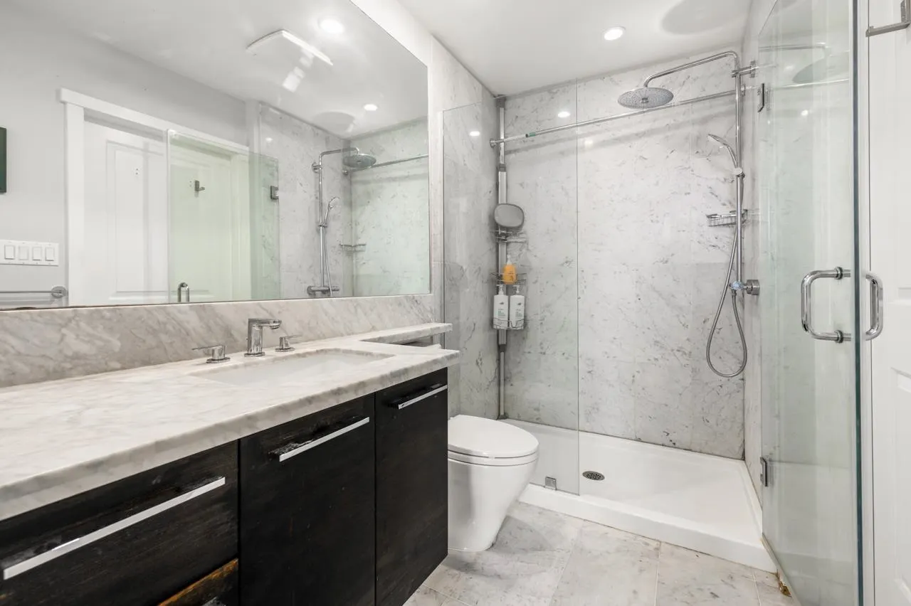 5728 Berton Avenue #1103