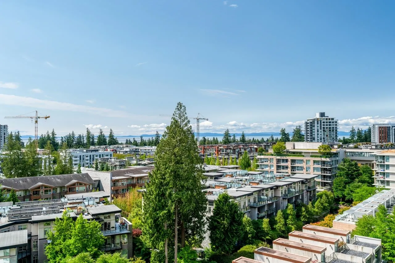 5728 Berton Avenue #1103