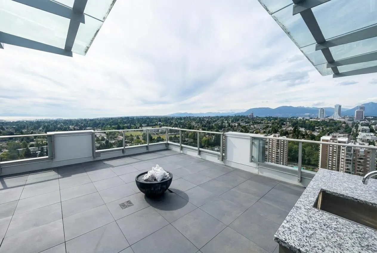7433 Cambie Street #2803