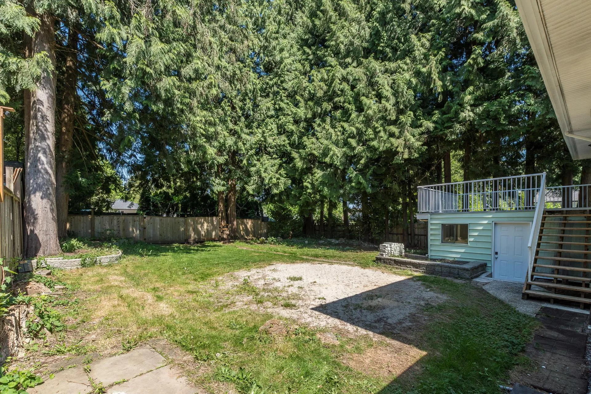2155 Rindall Avenue