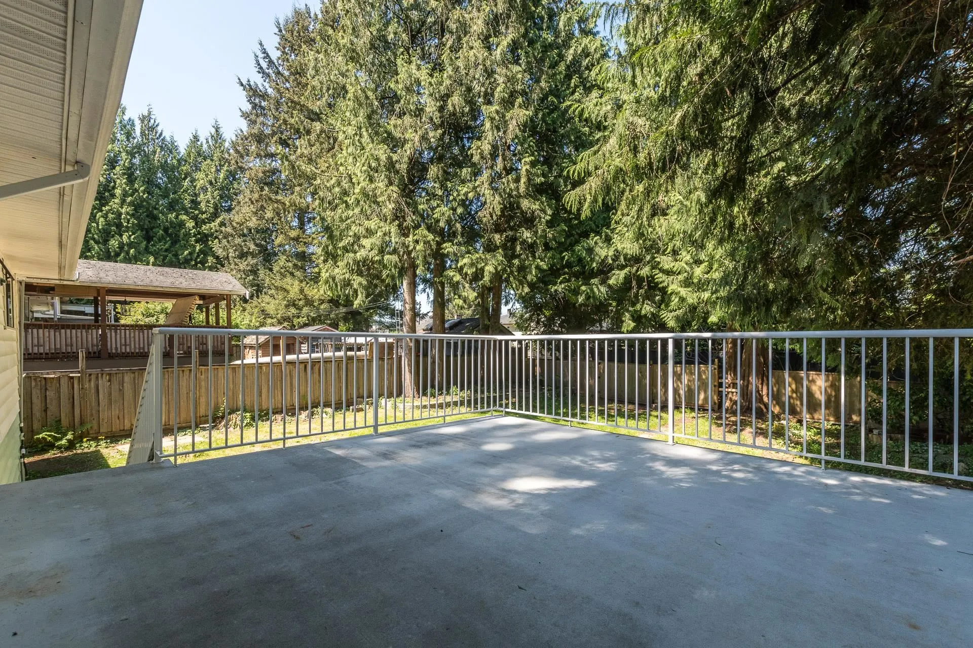 2155 Rindall Avenue