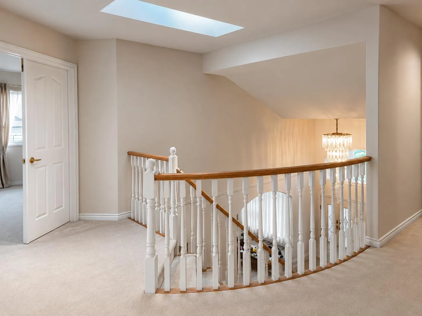 2157 Drawbridge Close