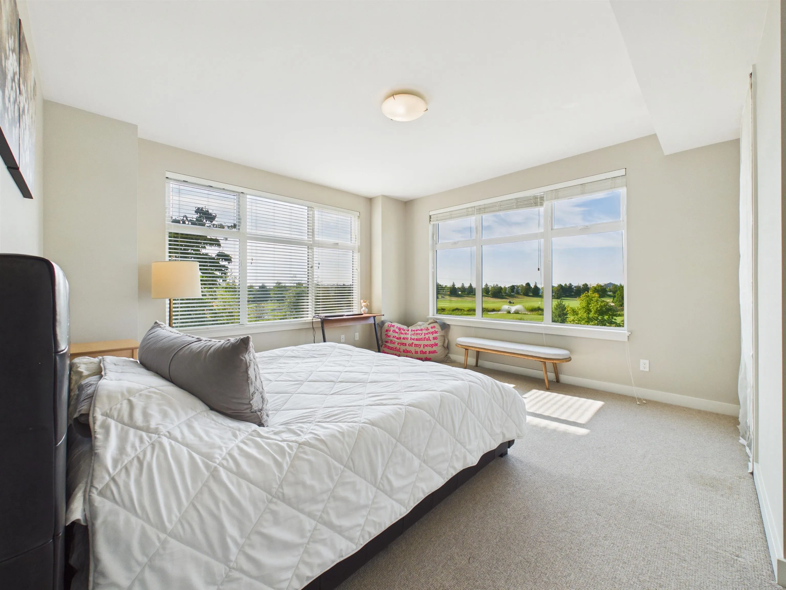 5055 Springs Boulevard #210