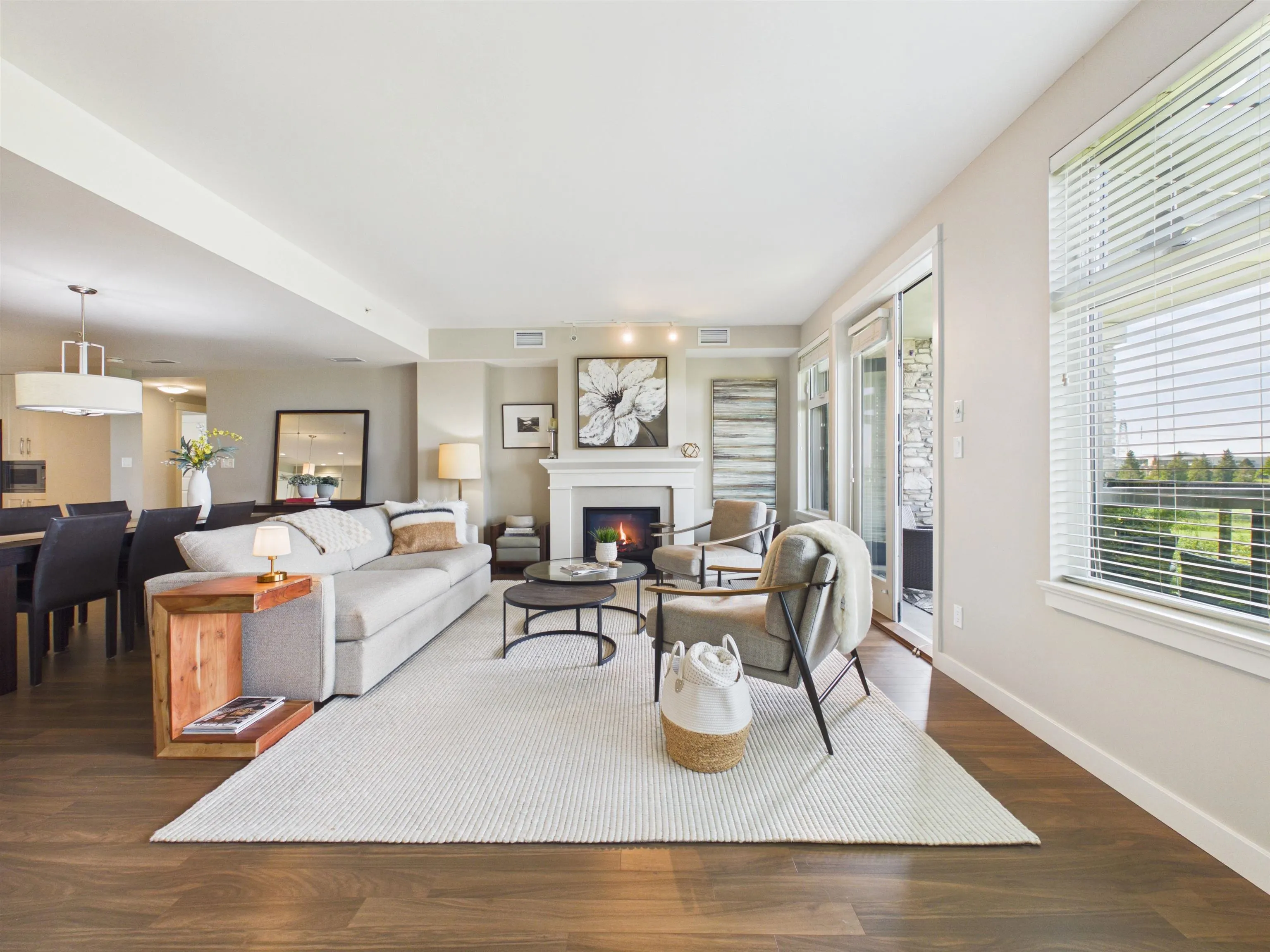 5055 Springs Boulevard #210