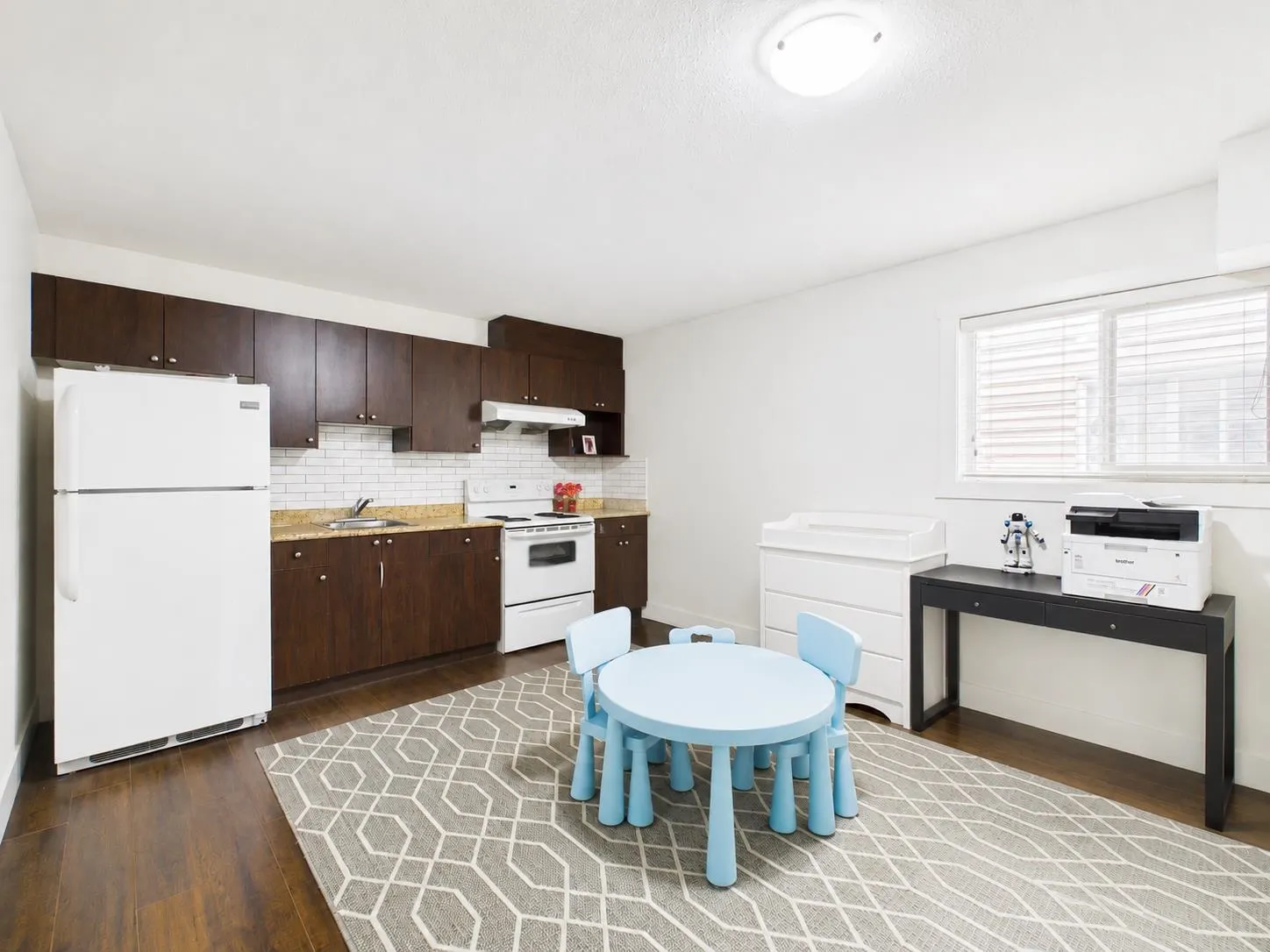 325A Fenton Street