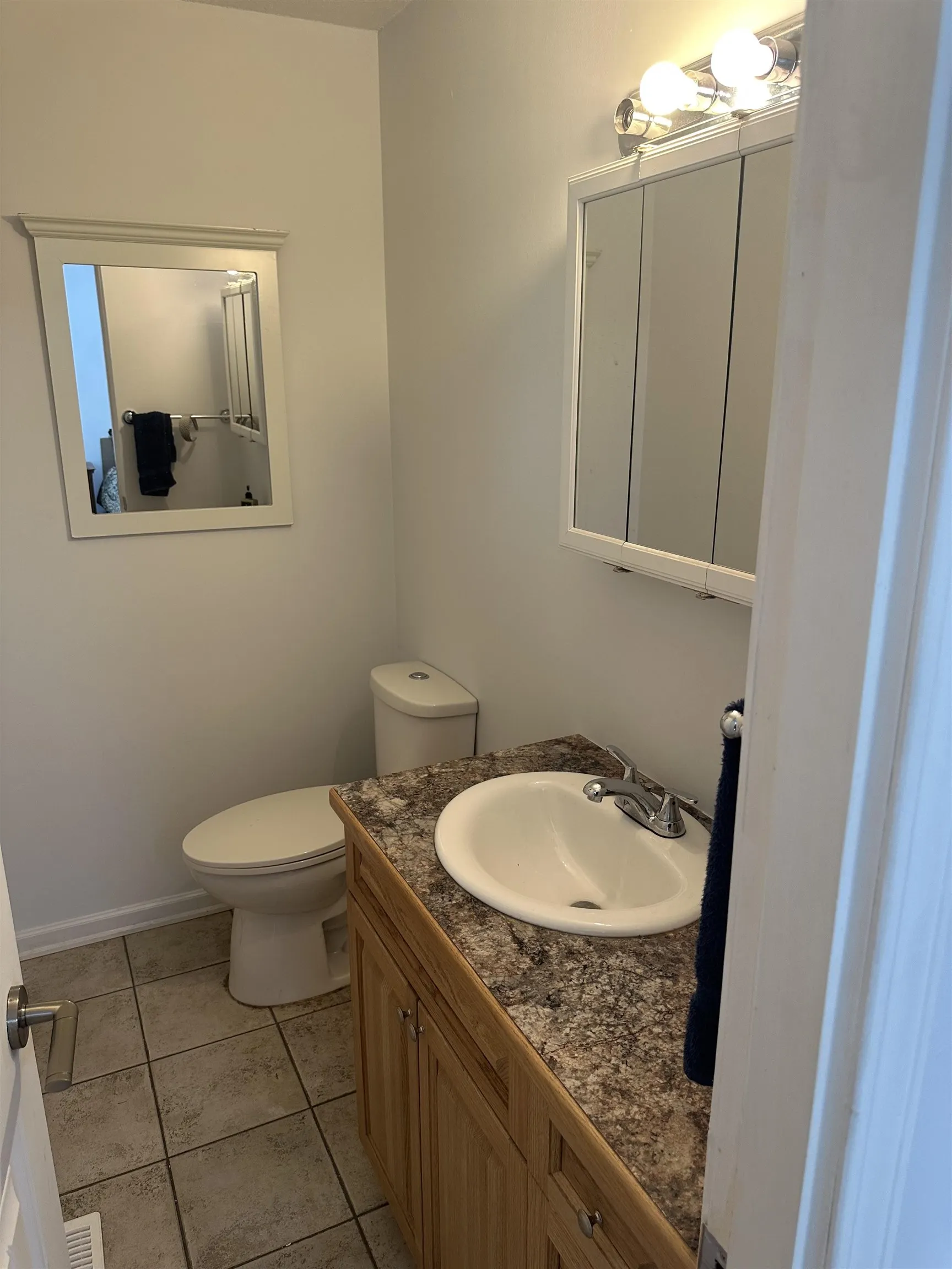 3821 Clematis Crescent