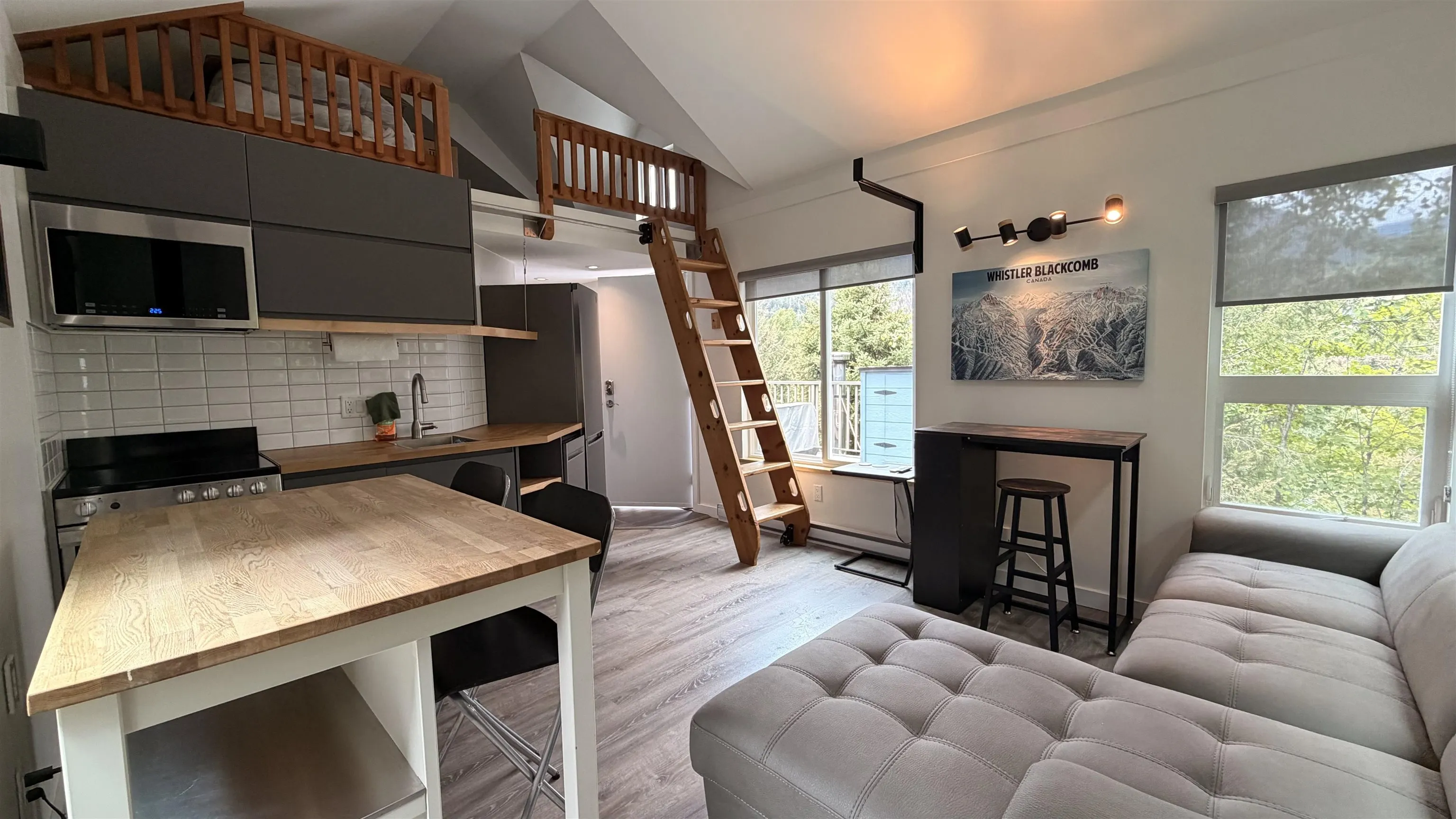 2138 Sarajevo Drive #5