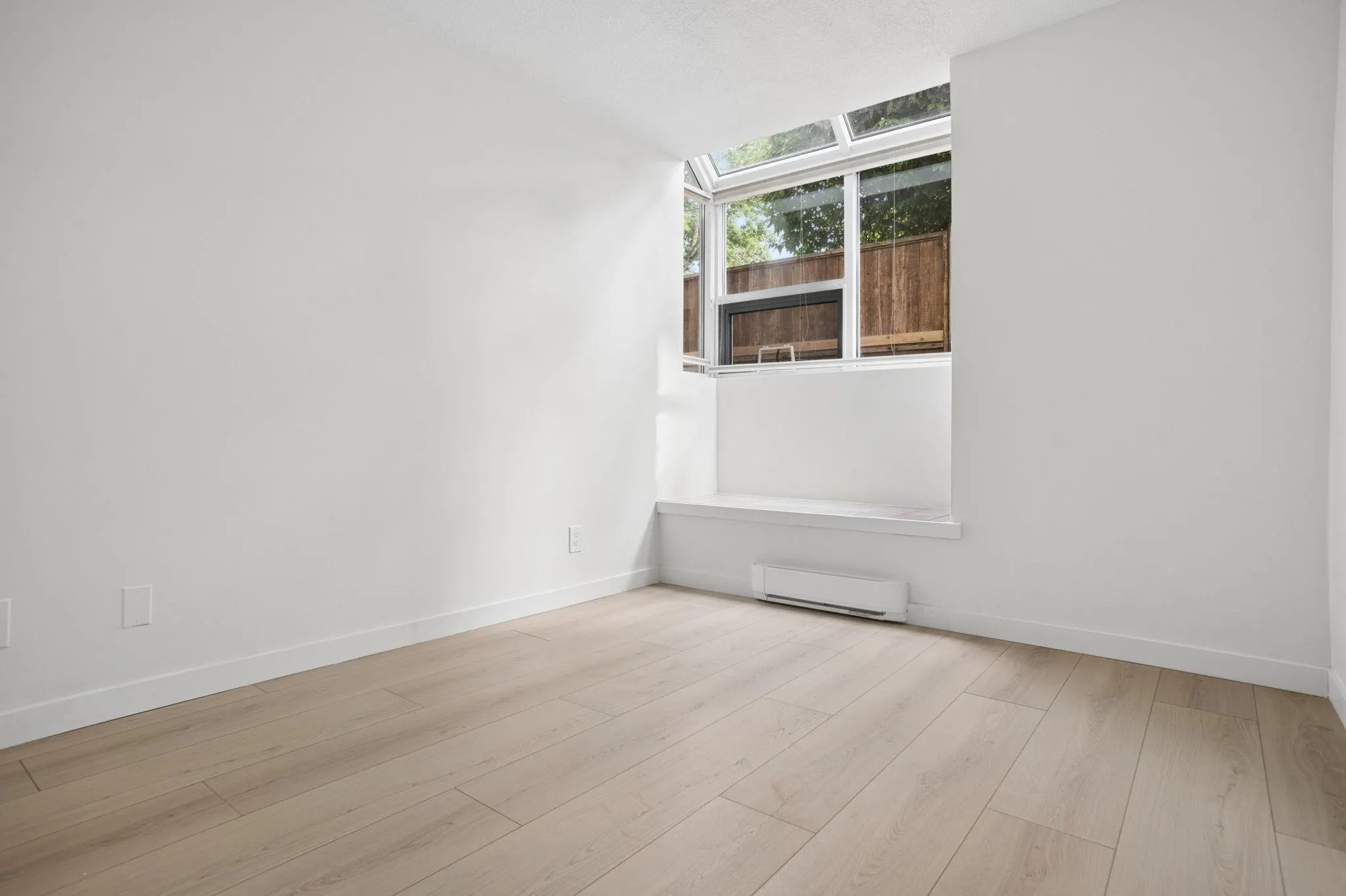 3250 W 4th Avenue #3