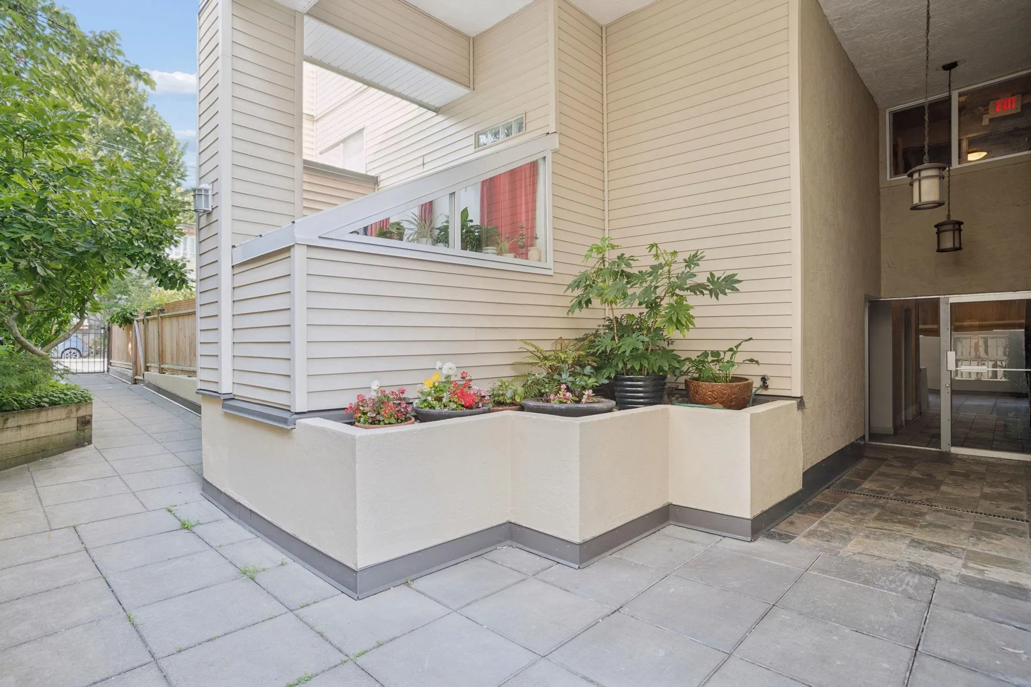 3250 W 4th Avenue #3
