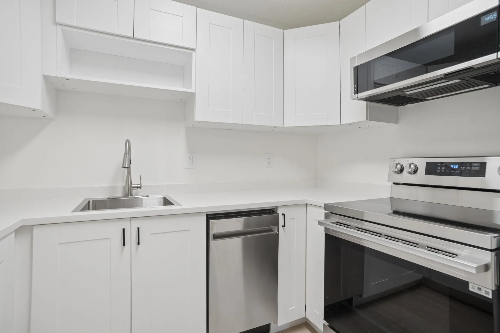 3250 W 4th Avenue #3