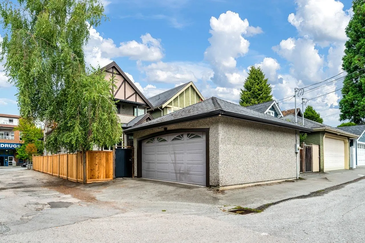 2088 W 42nd Avenue