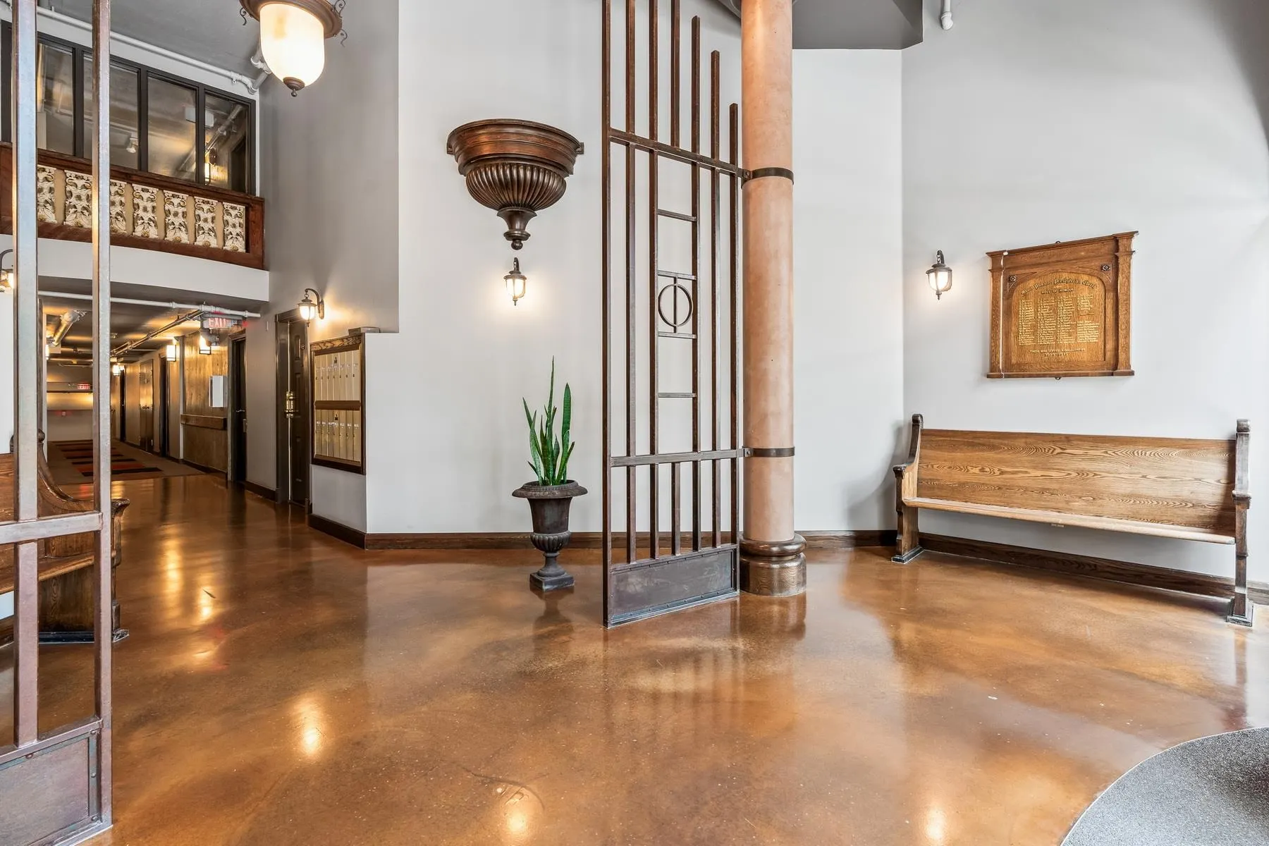 2525 Quebec Street #204