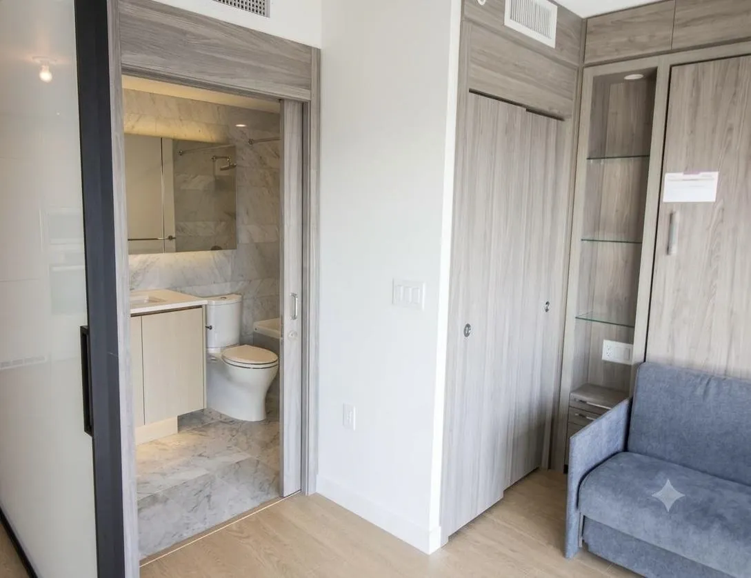 89 Nelson Street #2110