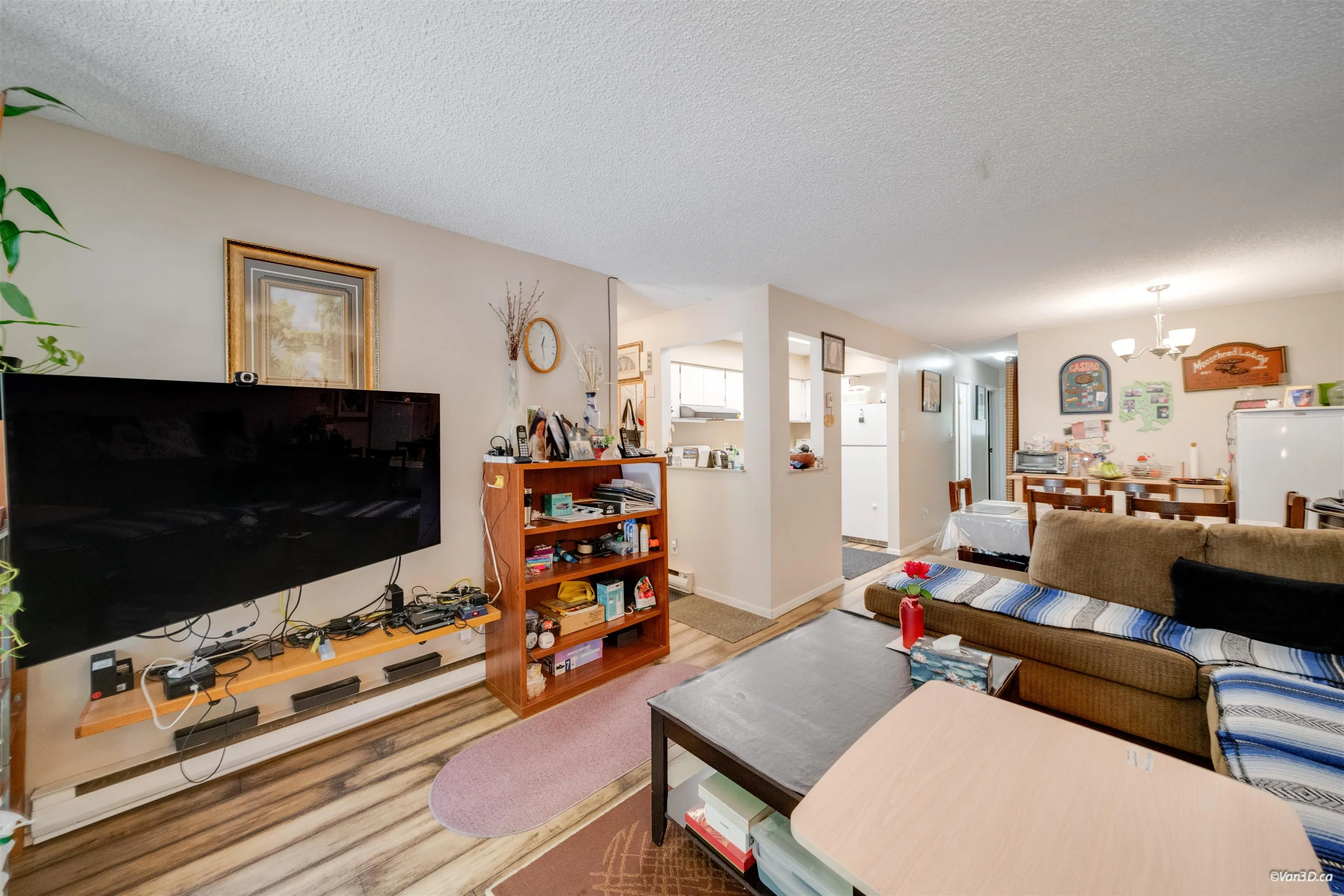 14828 Holly Park Lane