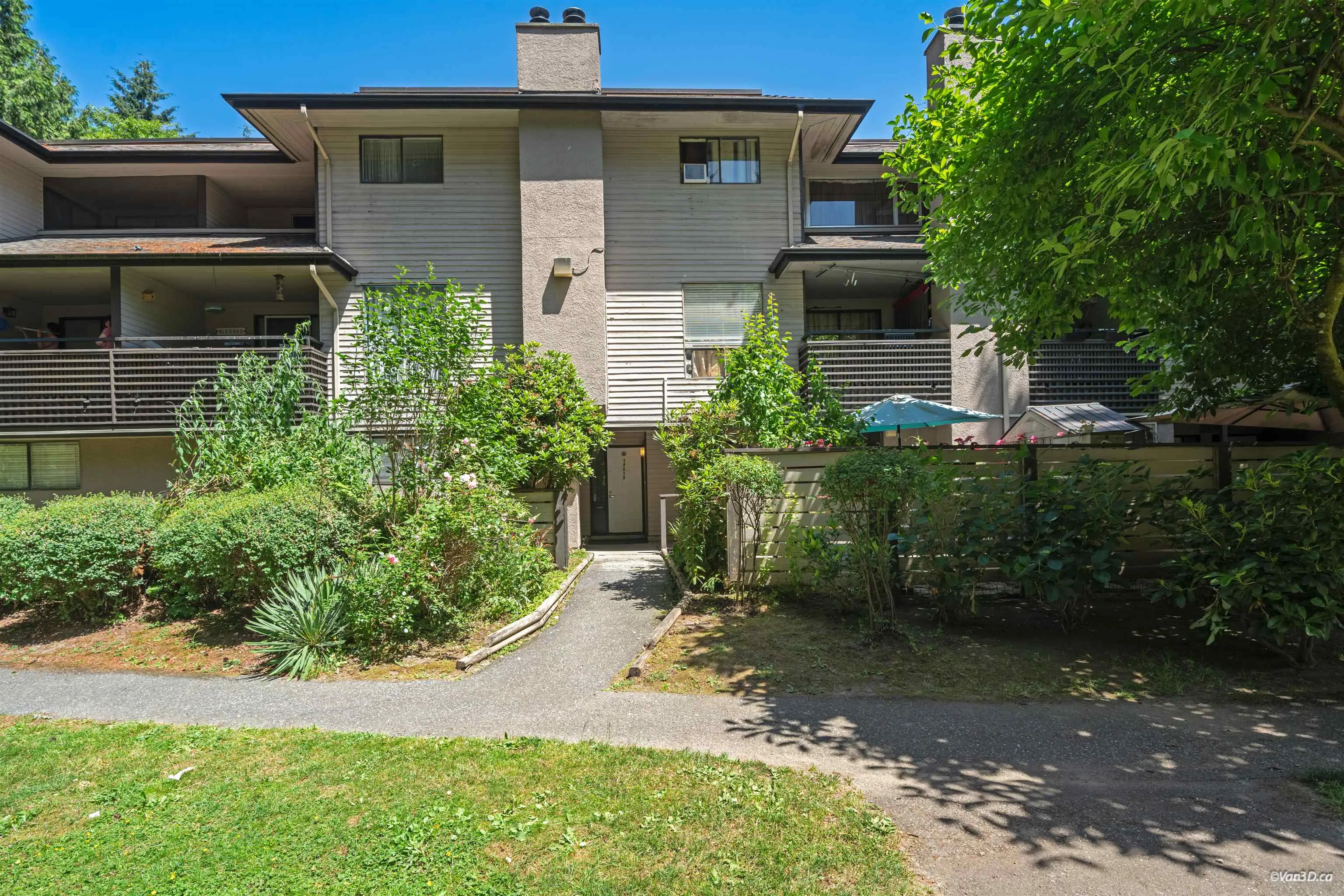 14828 Holly Park Lane