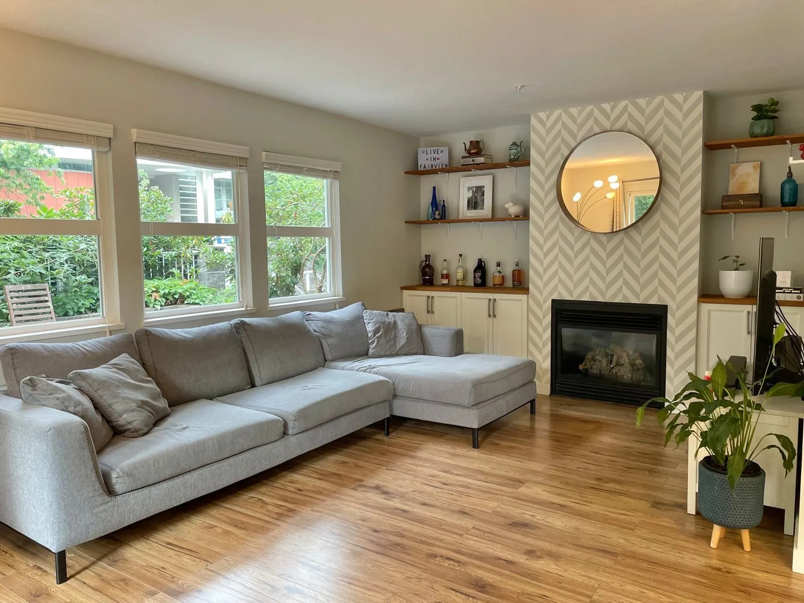 3008 Willow Street #102