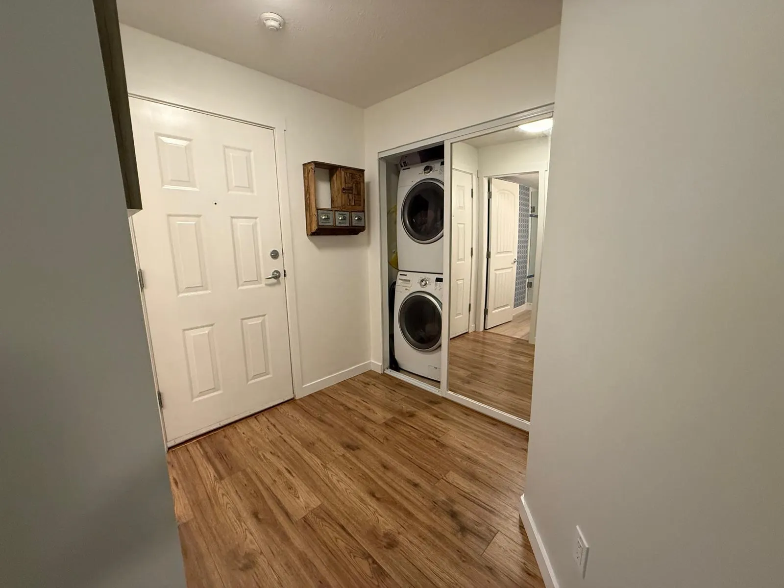 3008 Willow Street #102