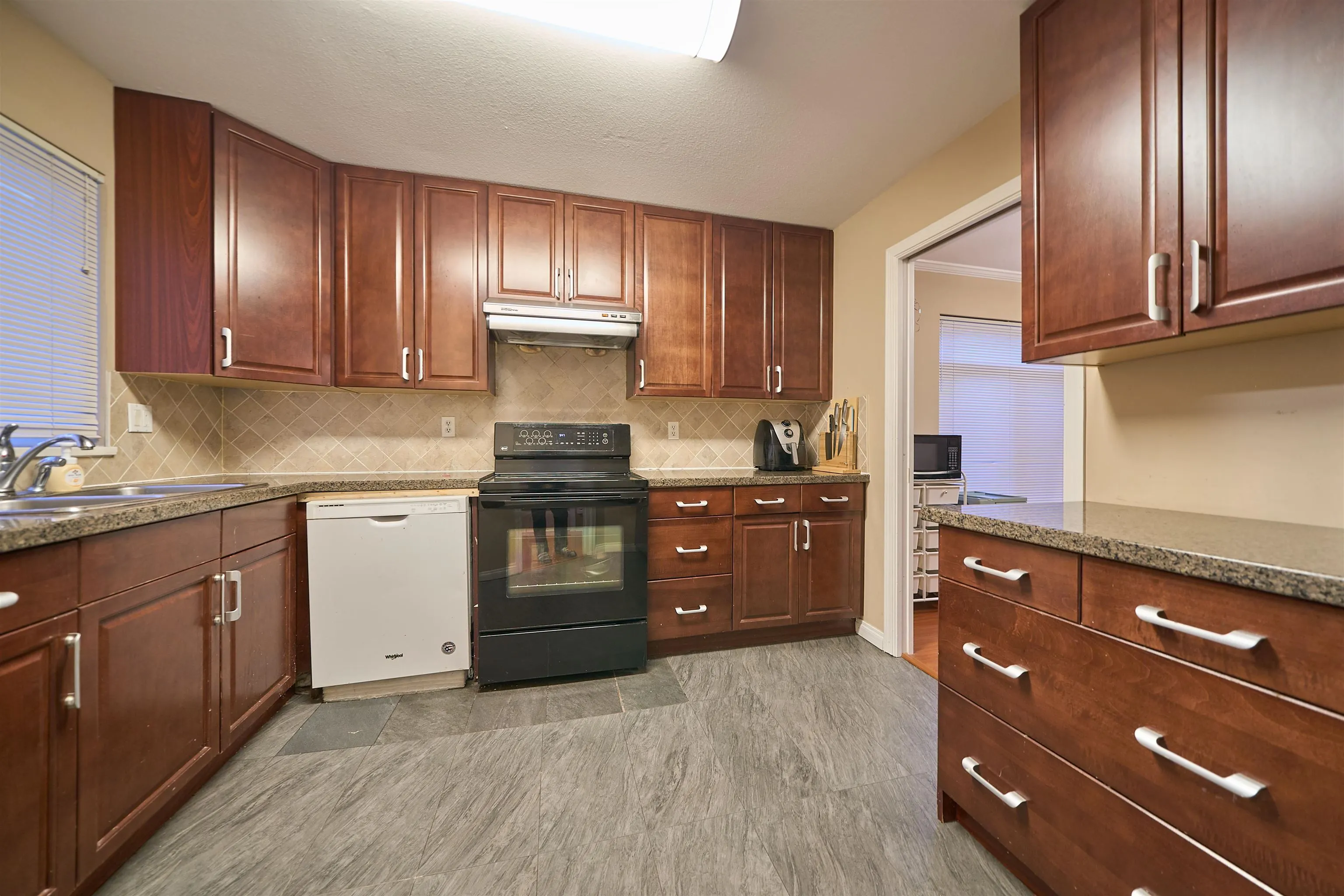 9700 Blundell Road #4