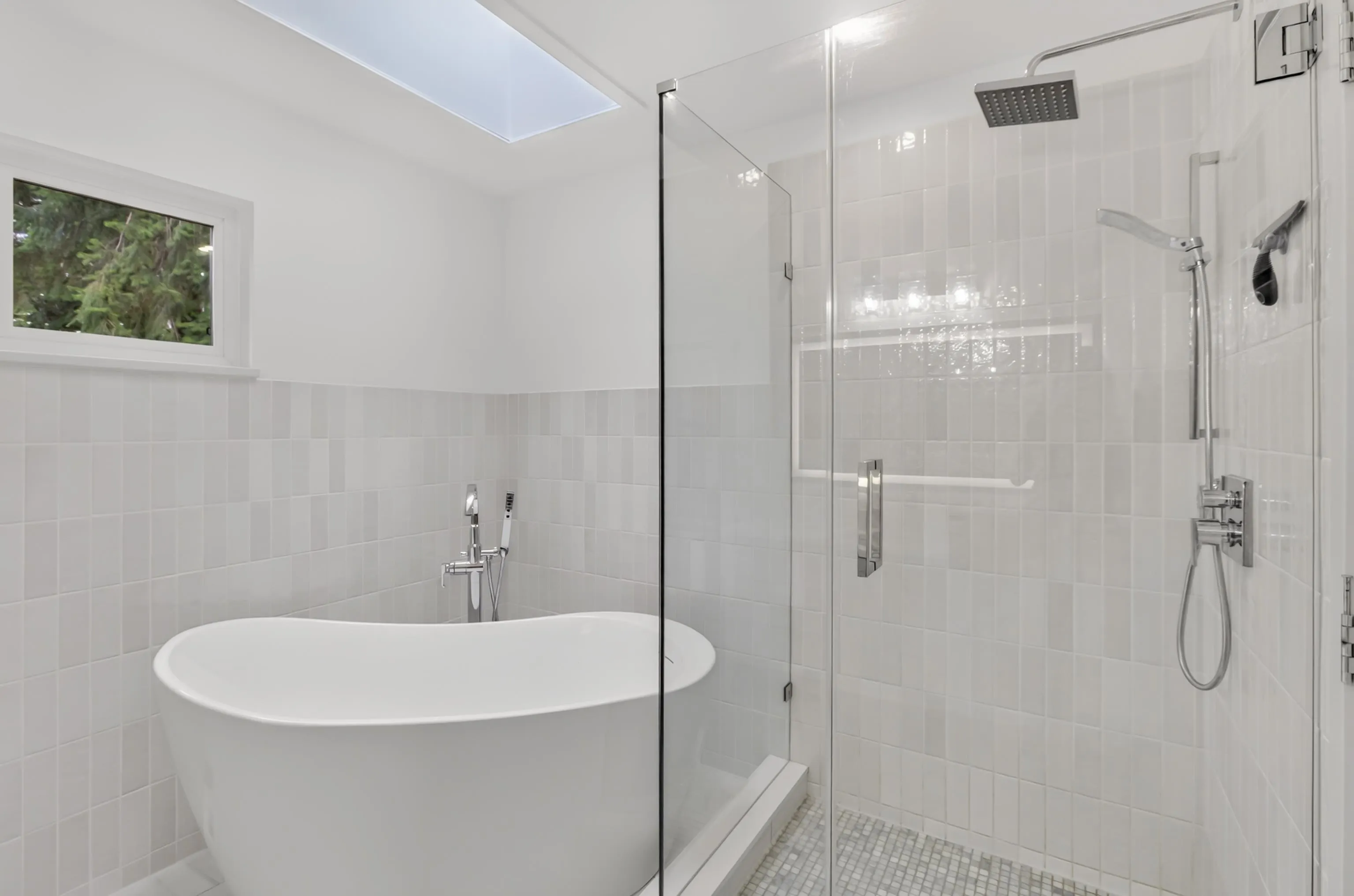 12741 16 Avenue #102