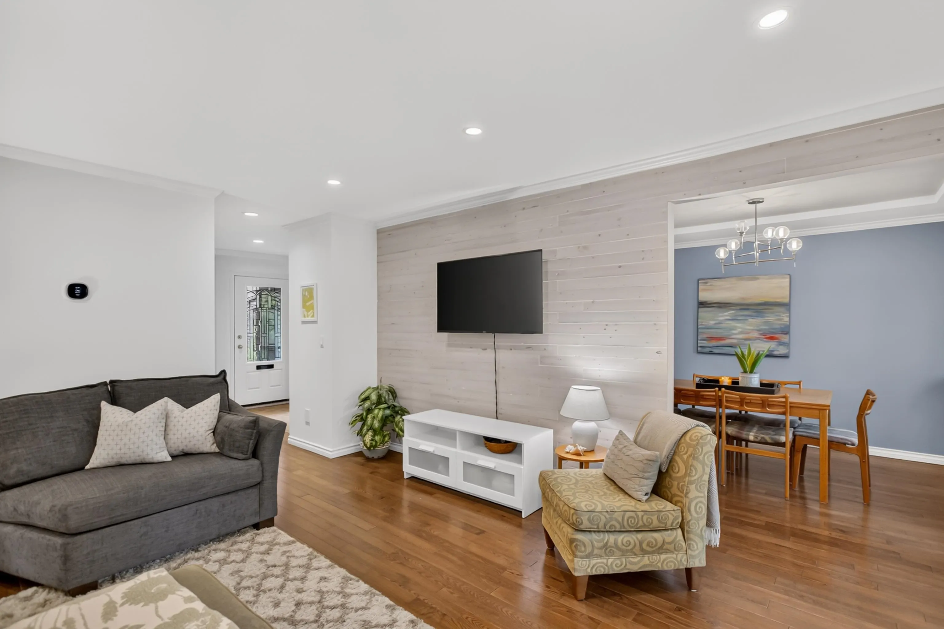 12741 16 Avenue #102