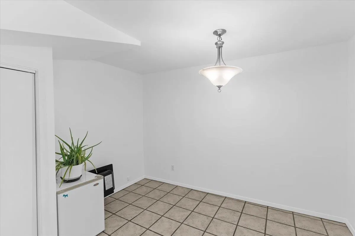 1866 Eastern Drive