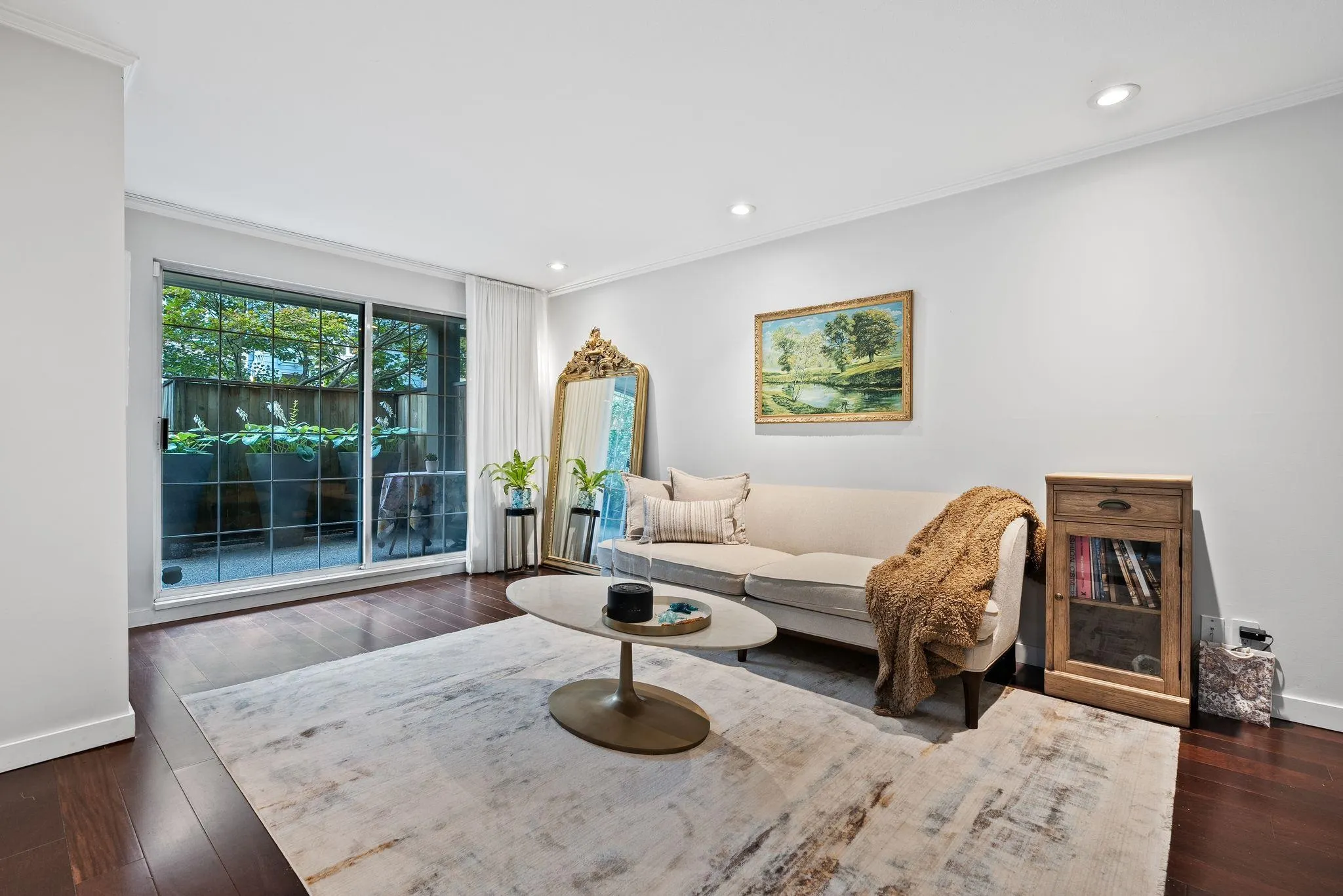 925 W 15th Avenue #104