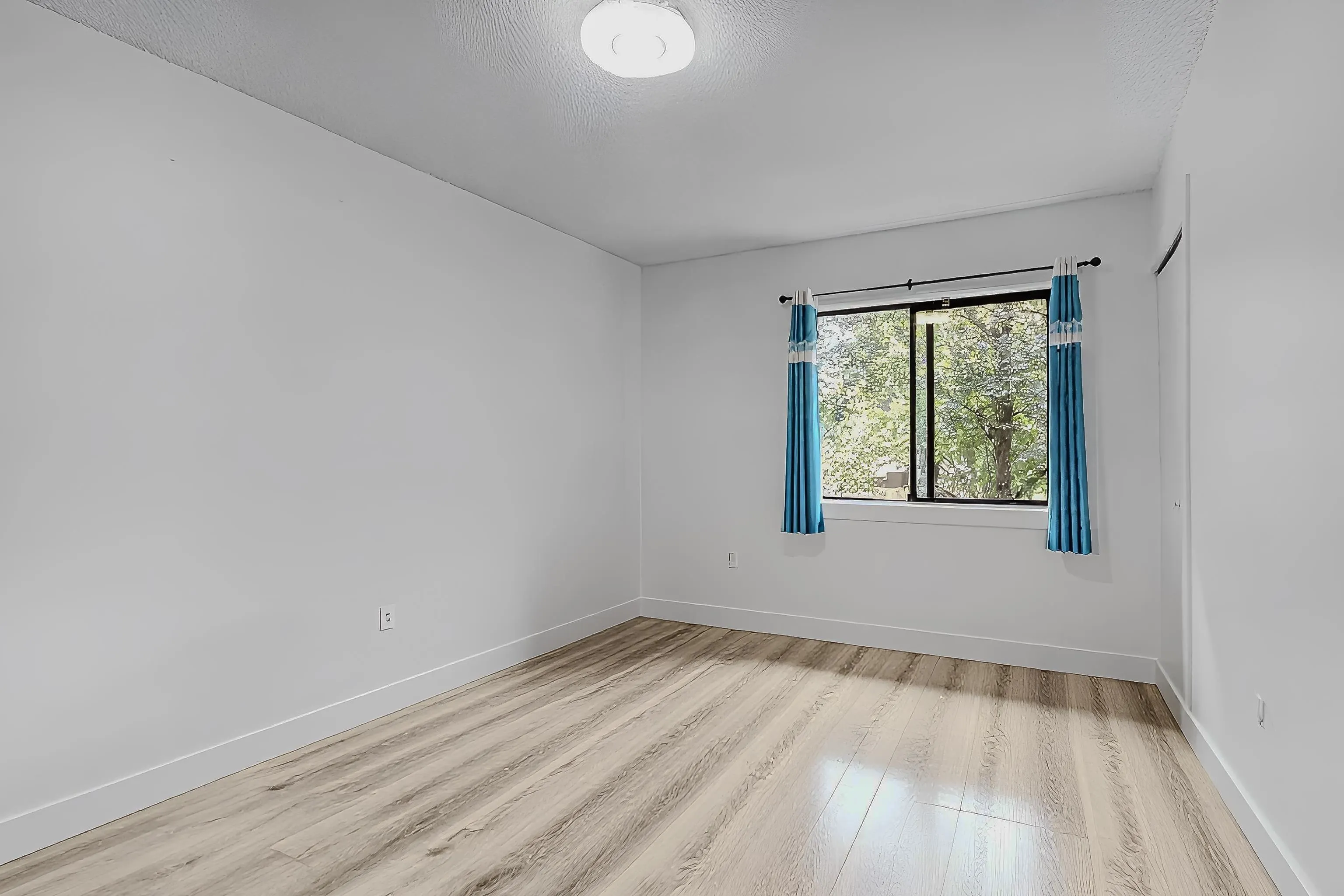 10620 150 Street #712