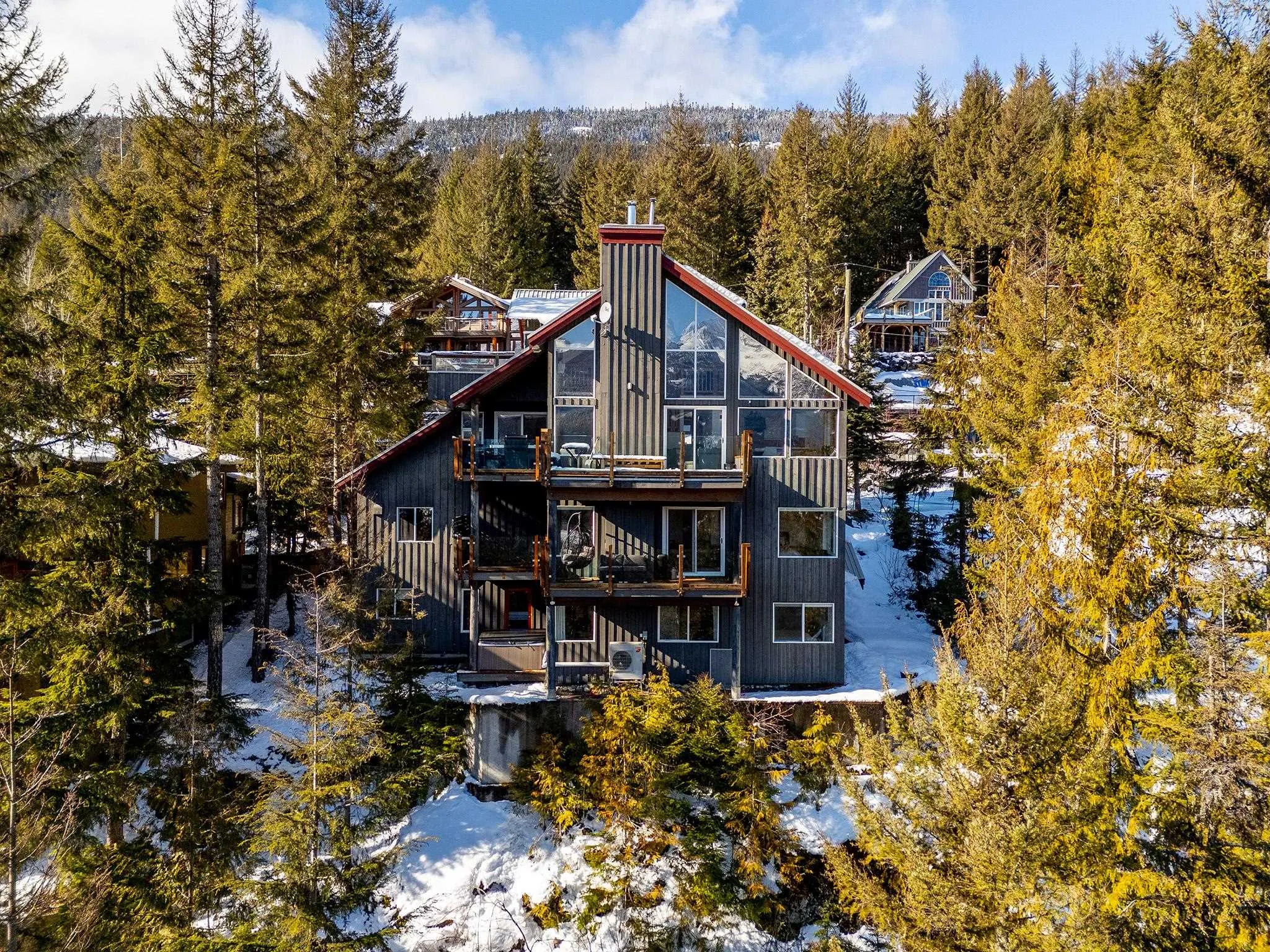 8373 Mountain View Drive
