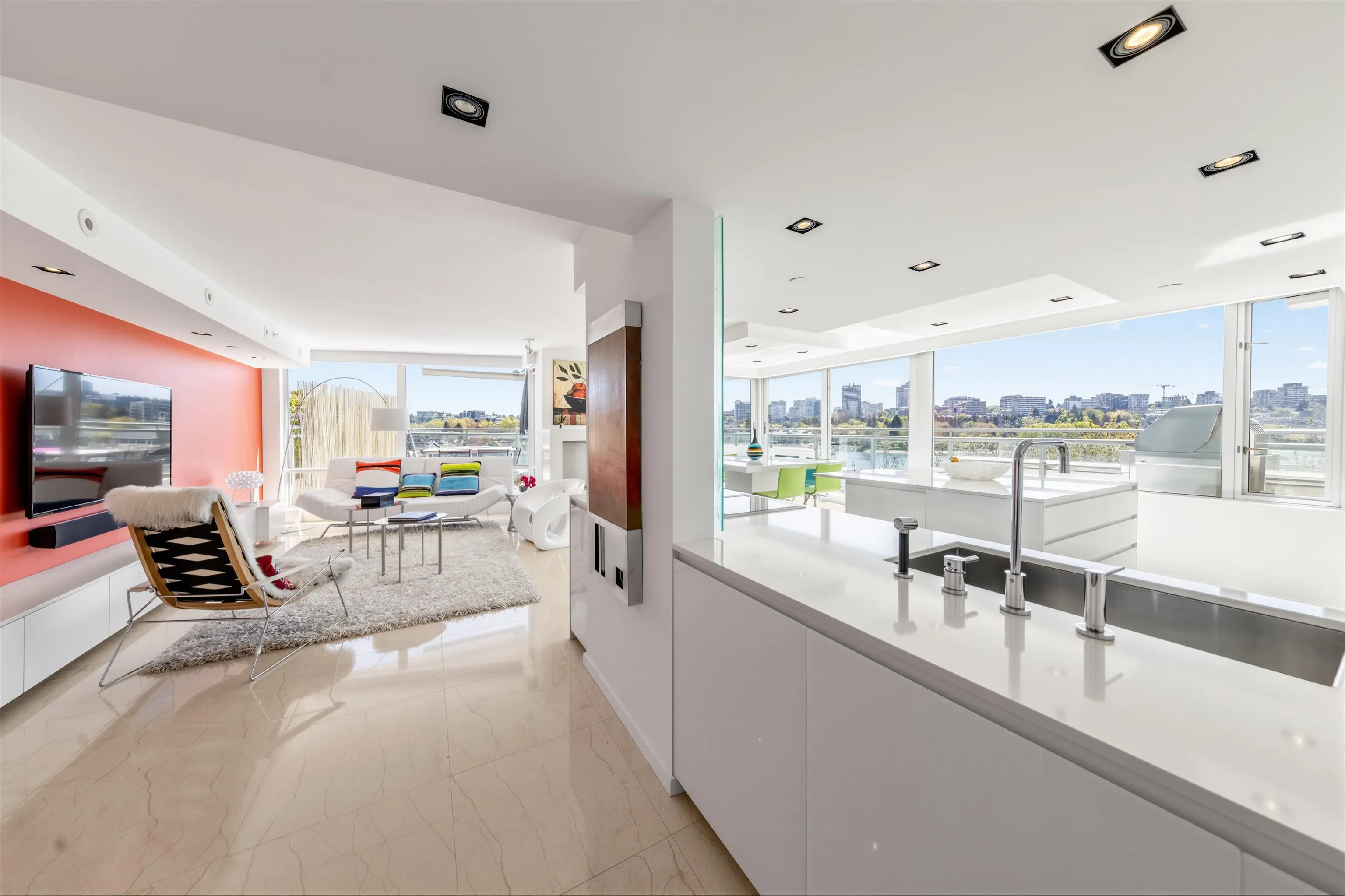 1288 Marinaside Crescent #606