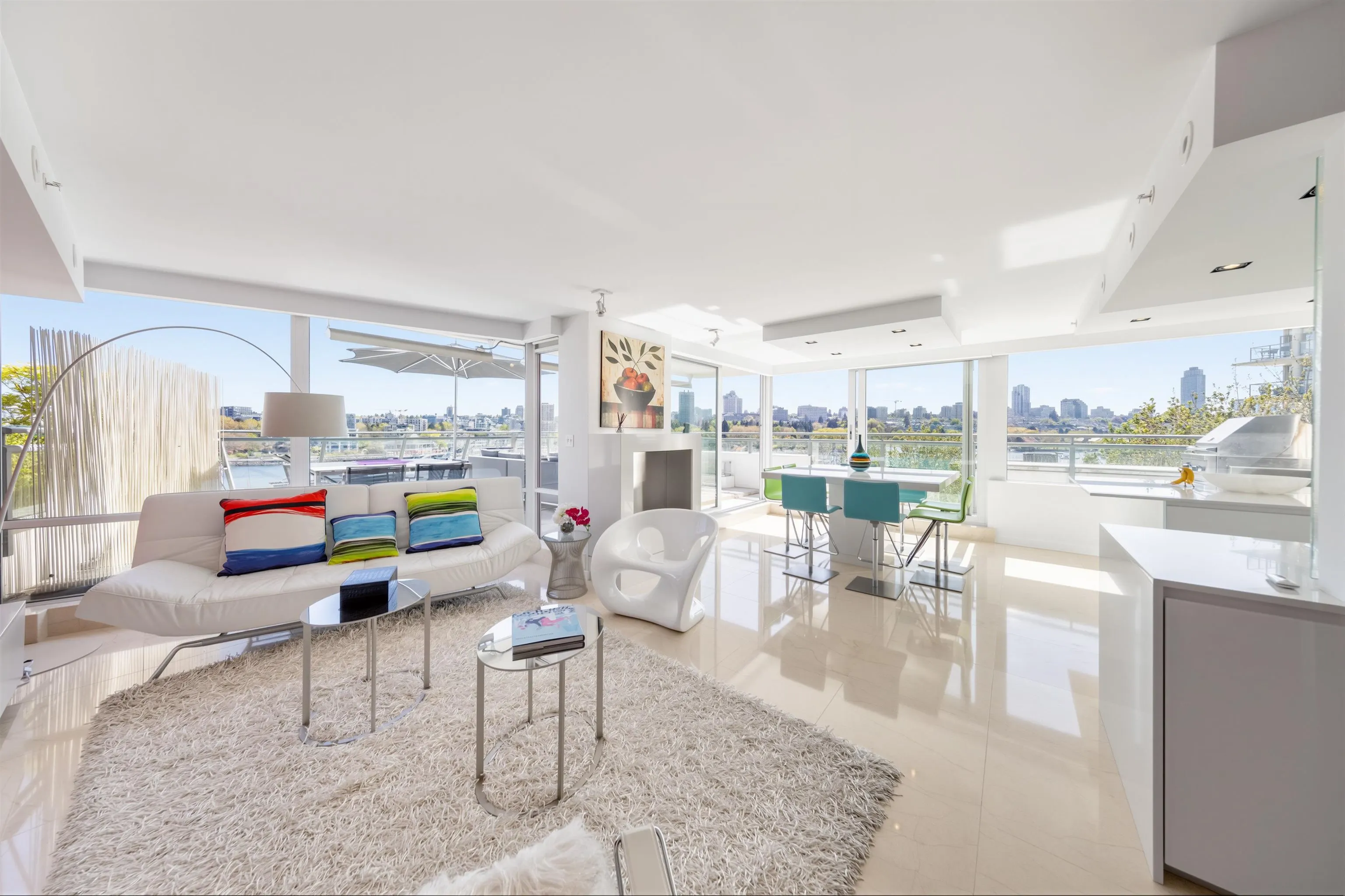 1288 Marinaside Crescent #606