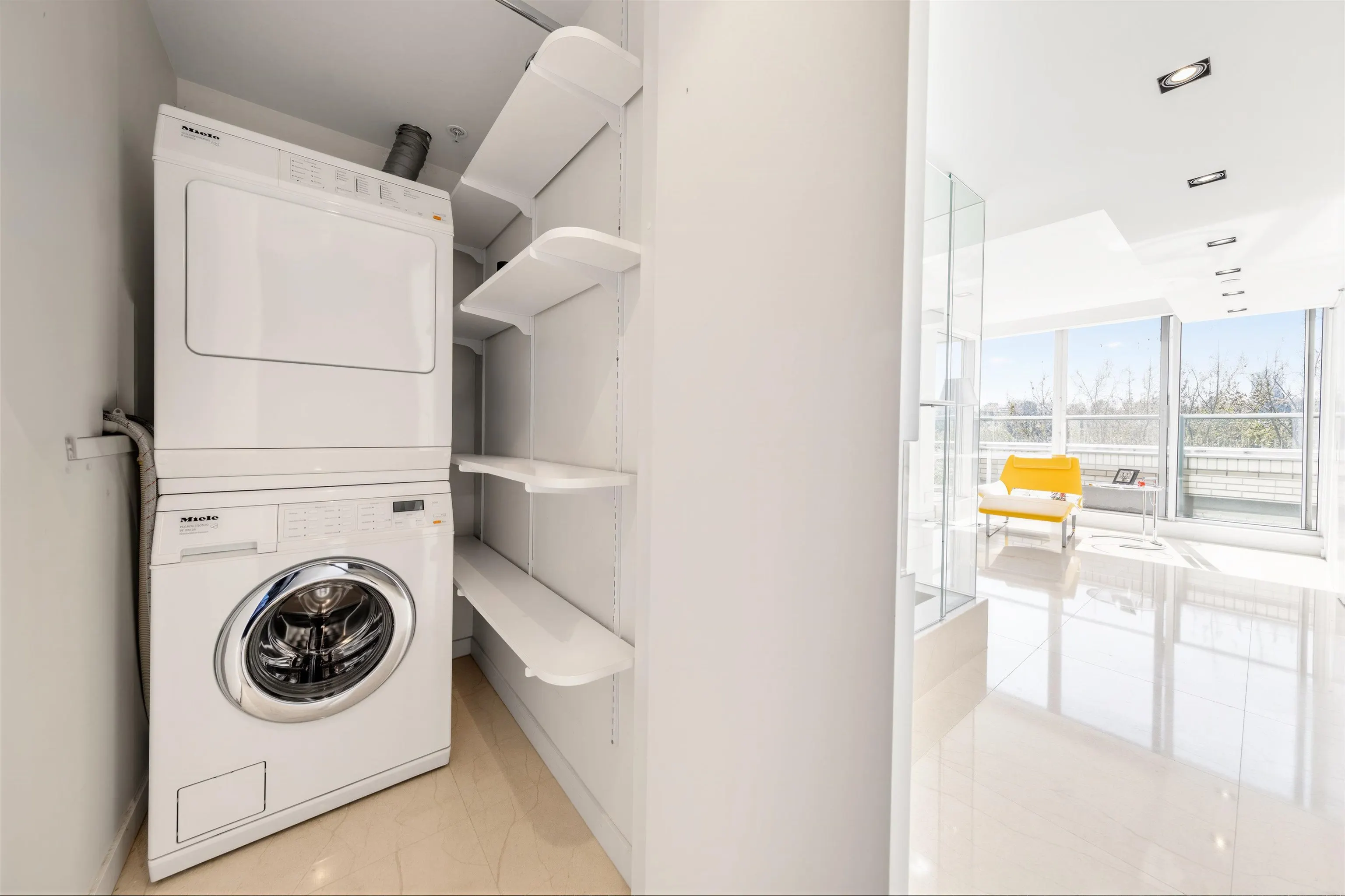 1288 Marinaside Crescent #606