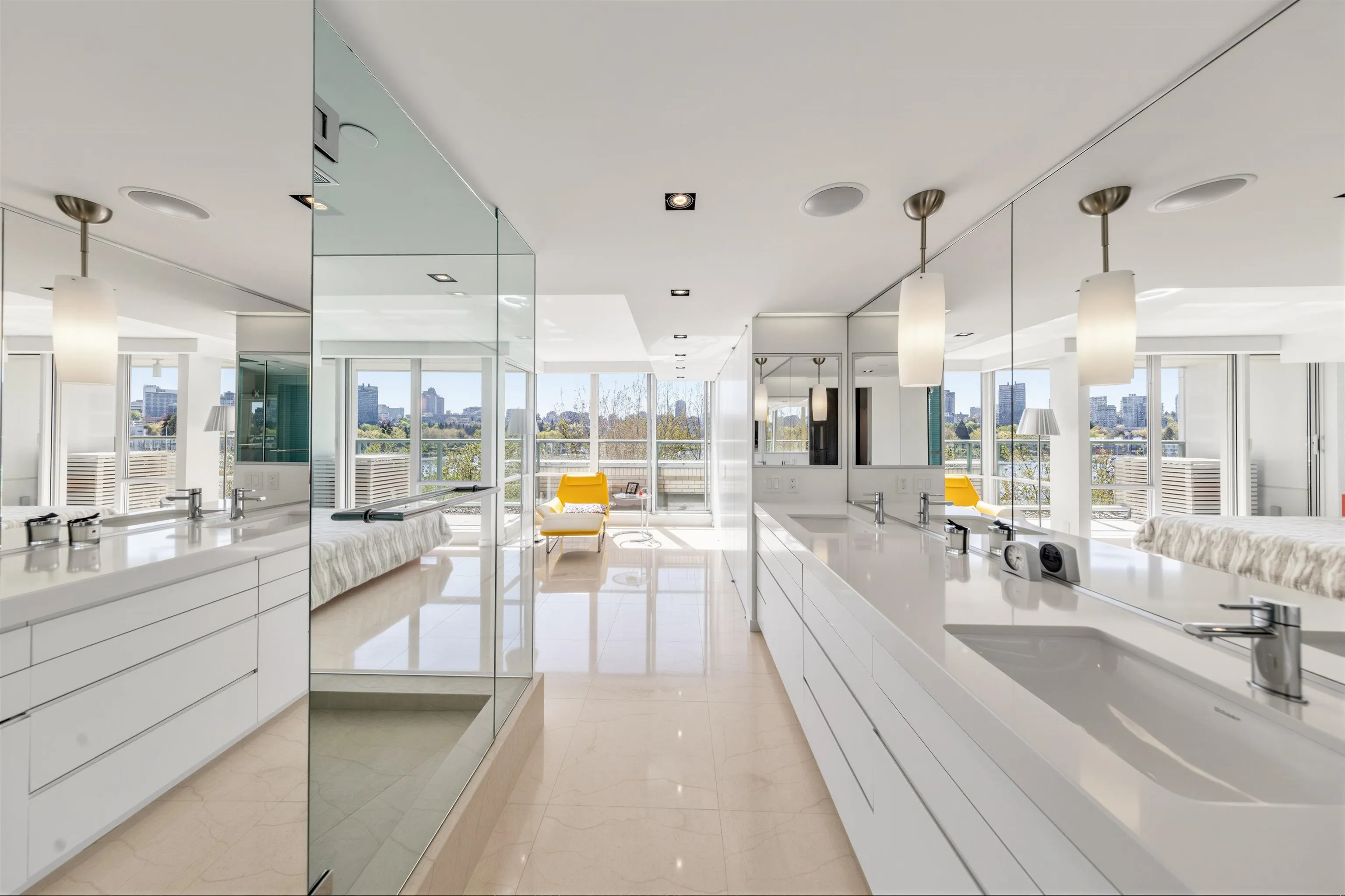1288 Marinaside Crescent #606