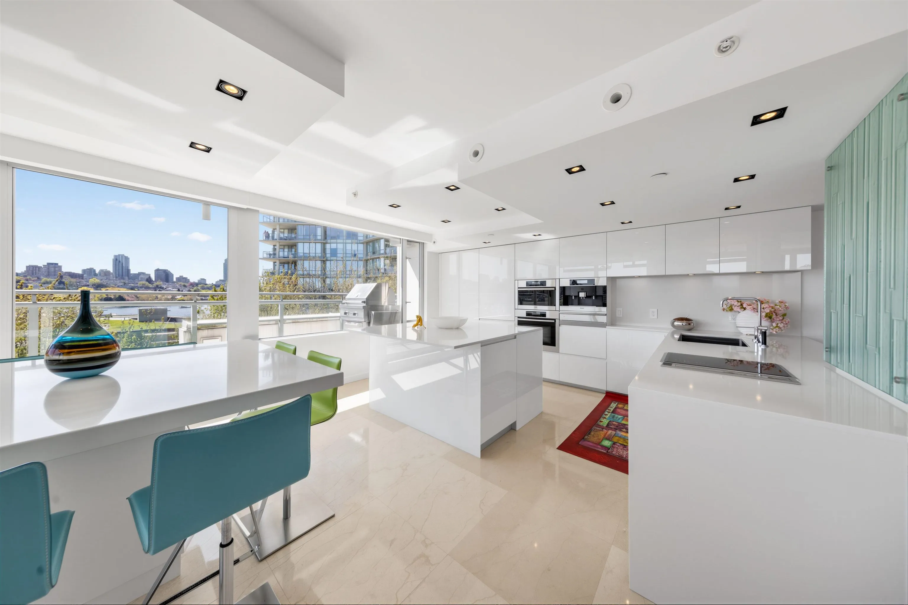 1288 Marinaside Crescent #606