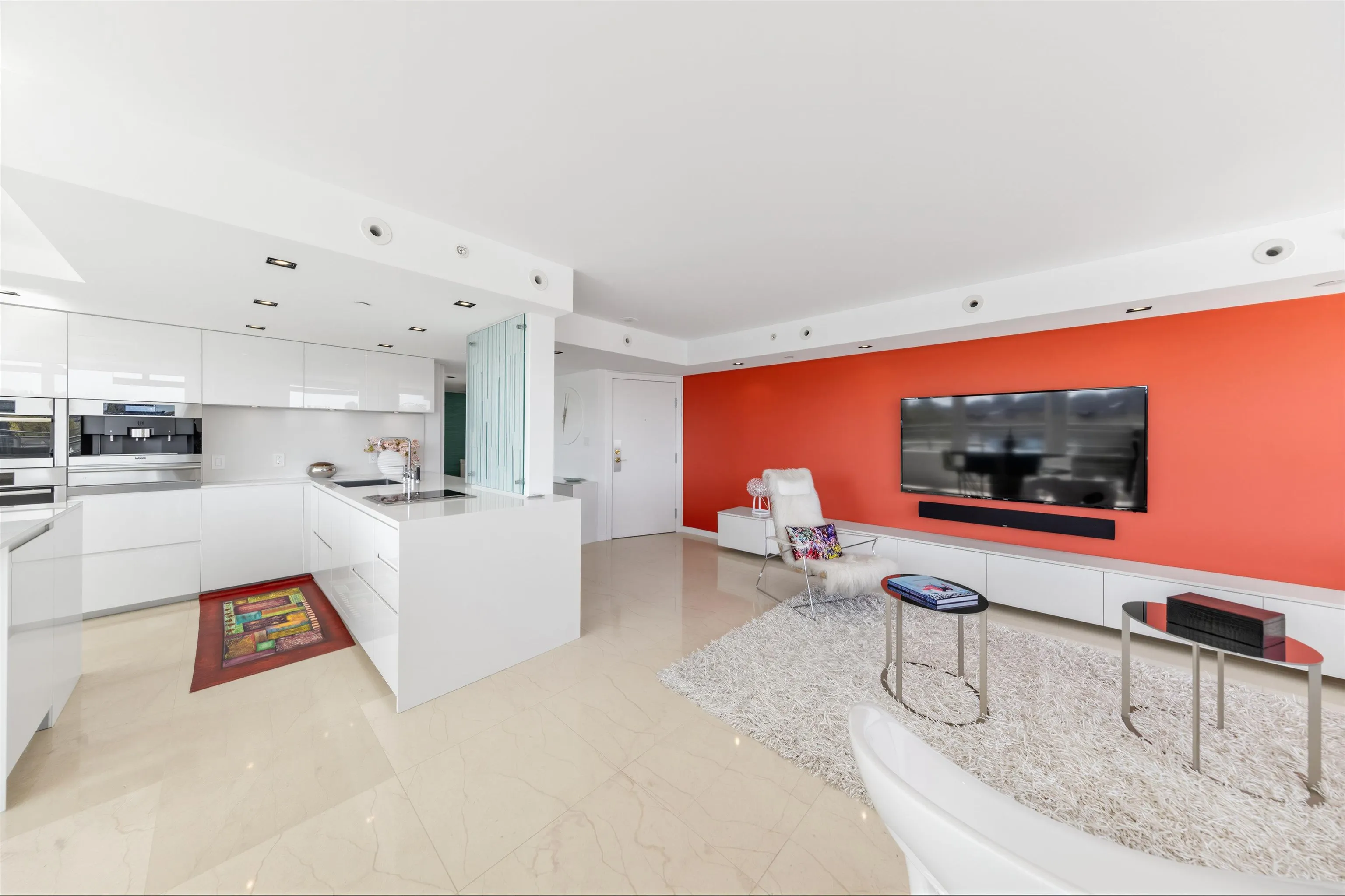 1288 Marinaside Crescent #606