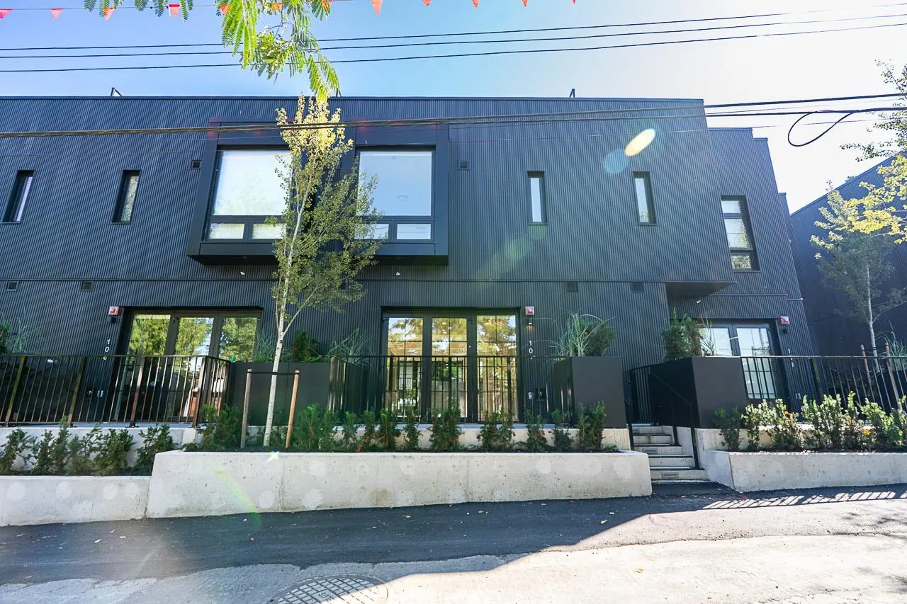 551 W 28th Avenue #107