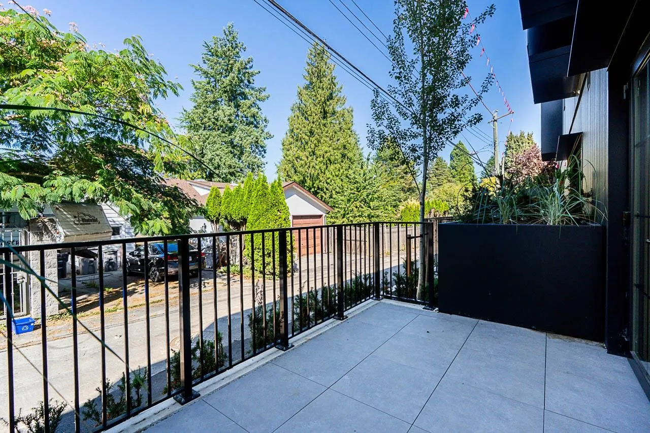 551 W 28th Avenue #107