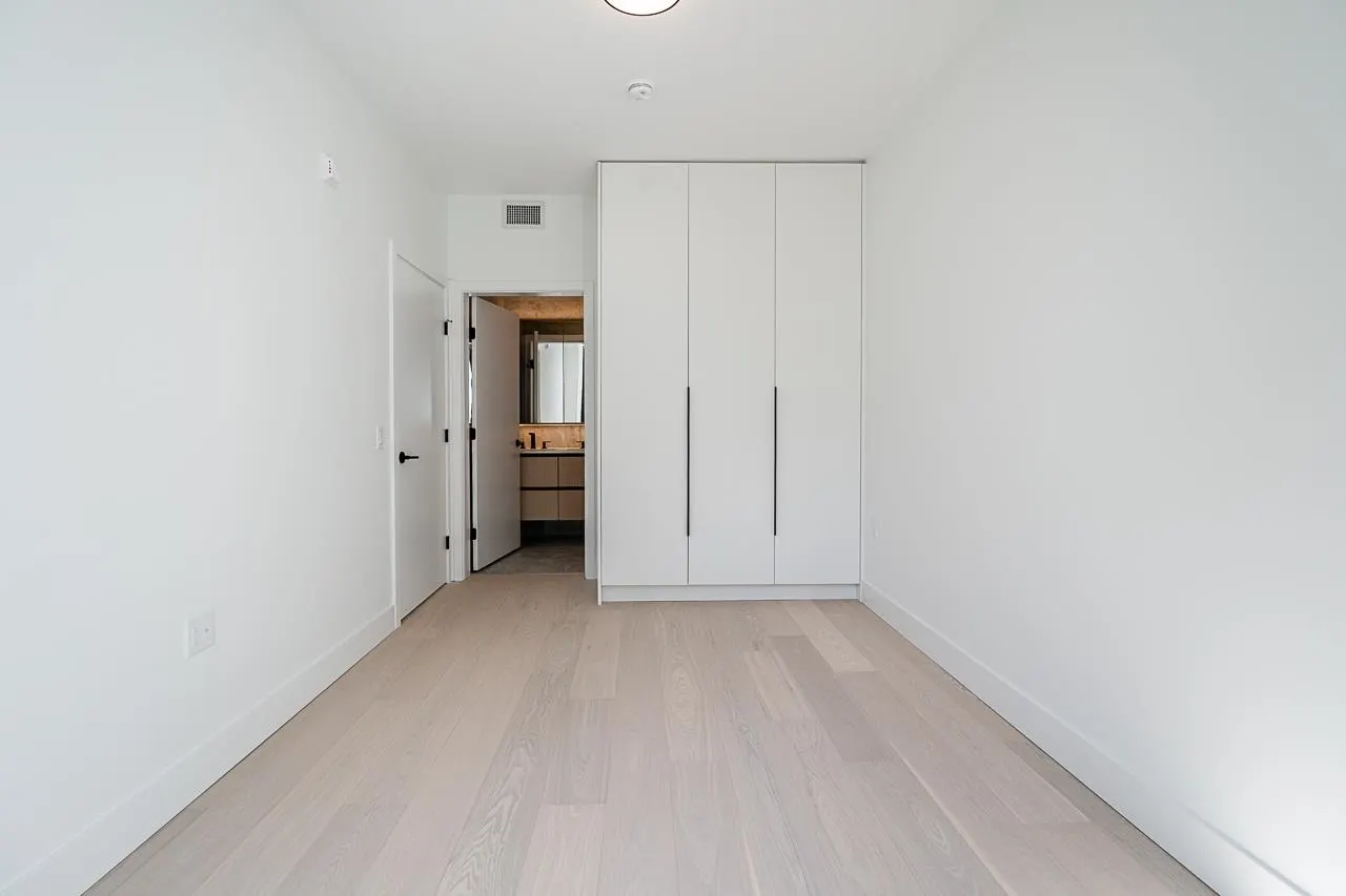 551 W 28th Avenue #107