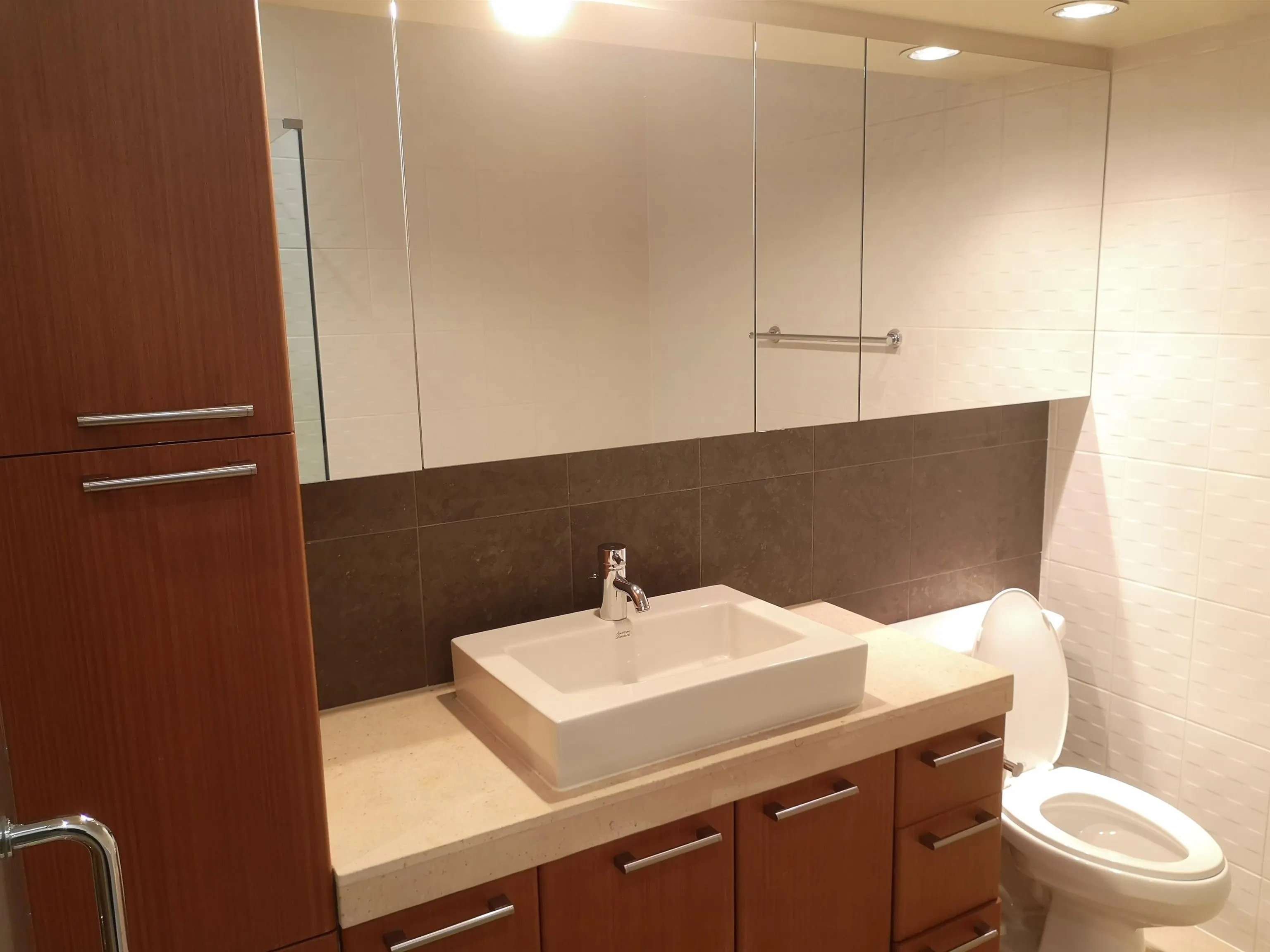 1333 W Georgia Street #1304