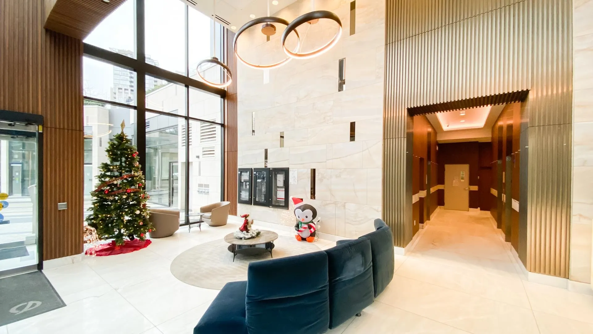 89 Nelson Street #2718