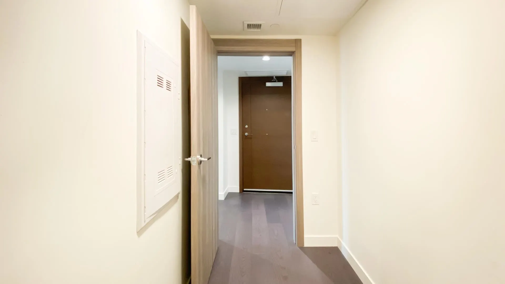 89 Nelson Street #2718