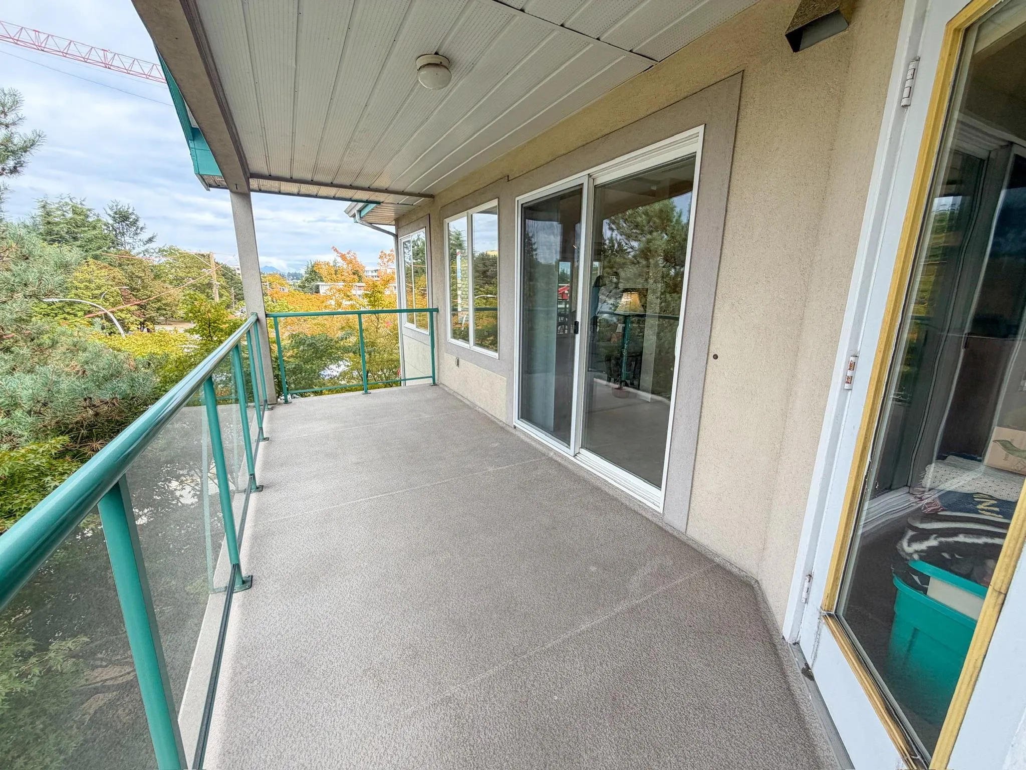20433 53 Avenue #404