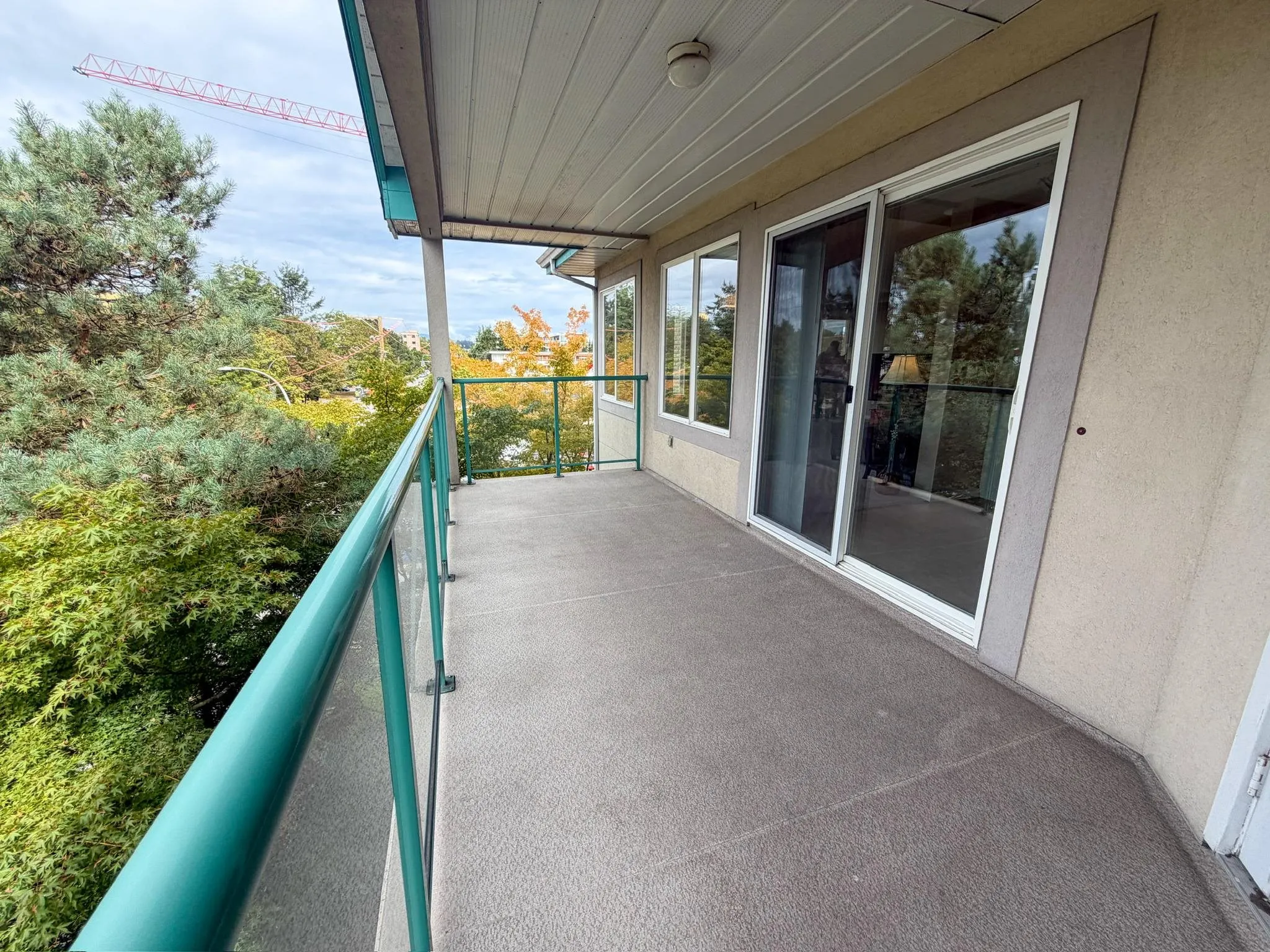 20433 53 Avenue #404