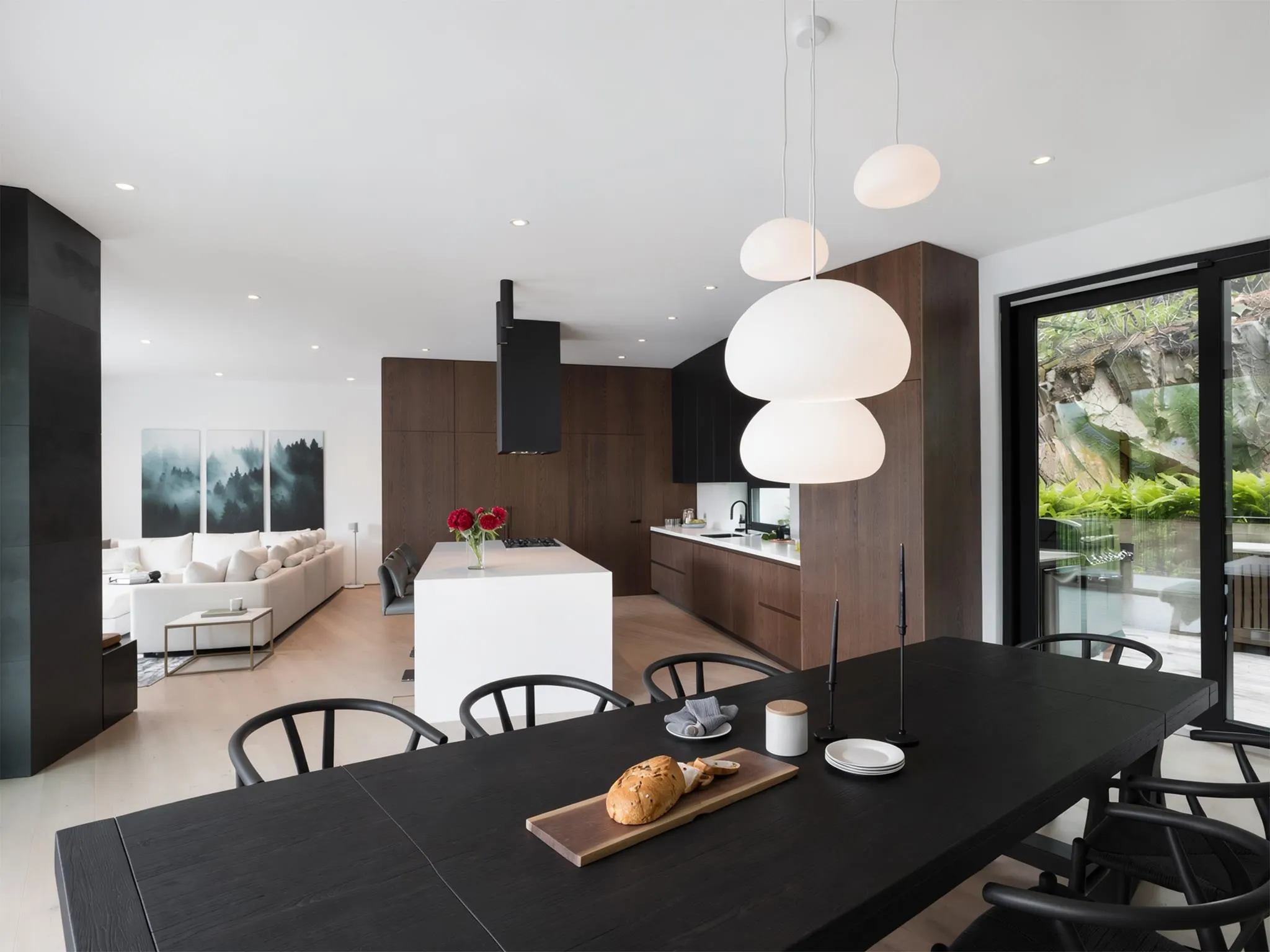 3565 Falcon Crescent