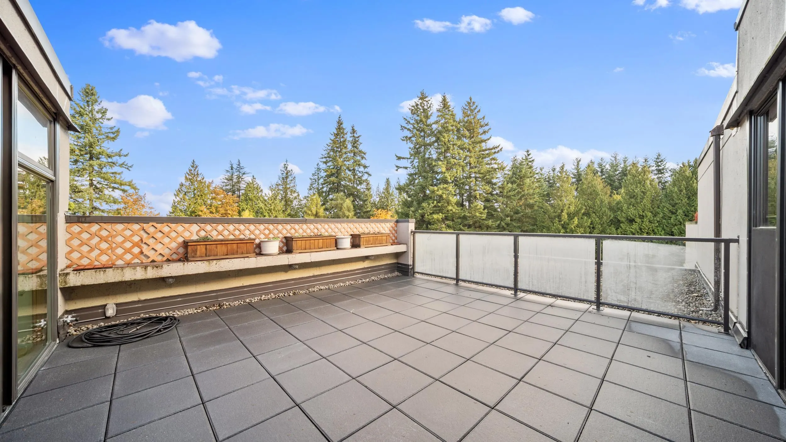 4900 Cartier Street #404