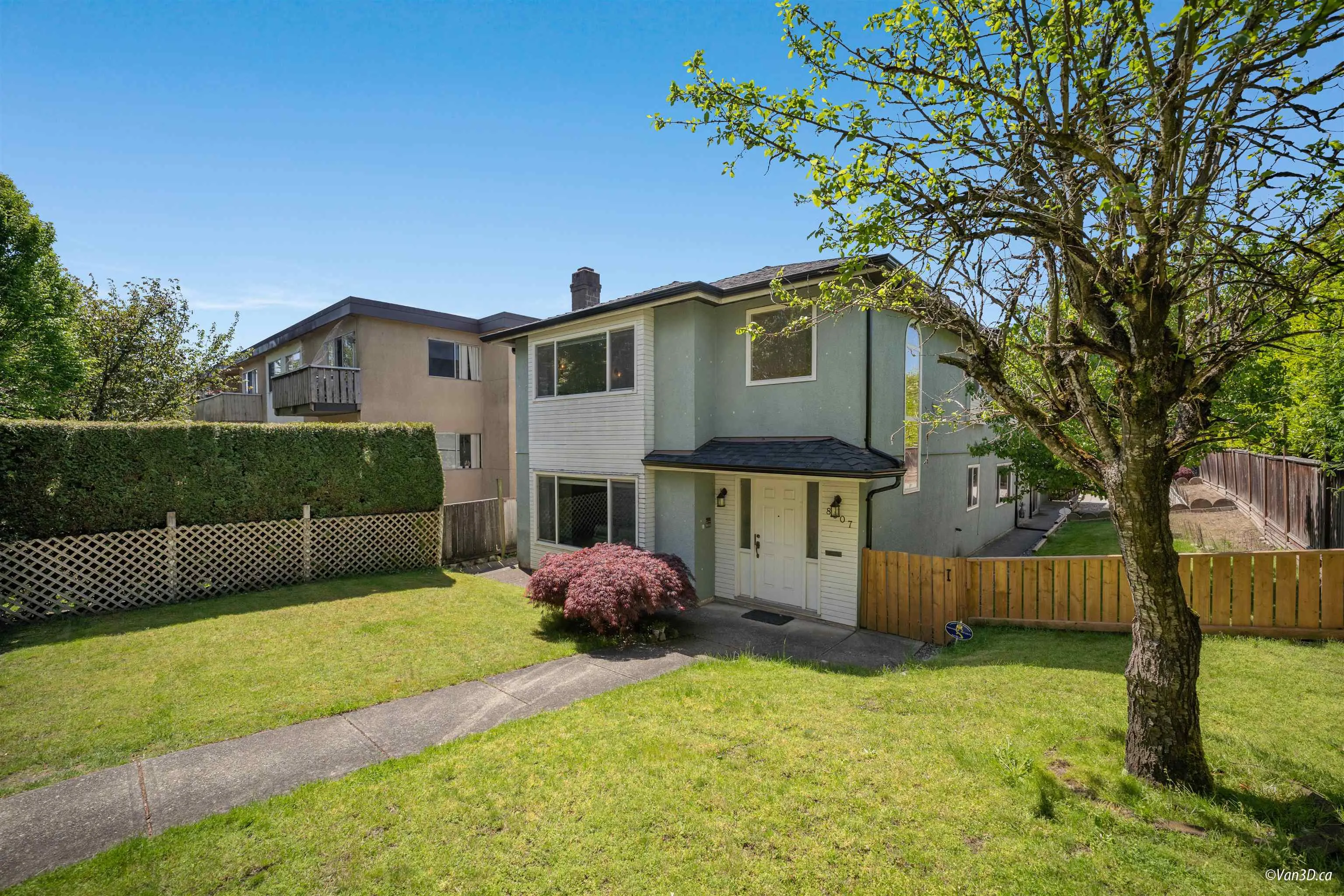 8607 Selkirk Street #Back unit